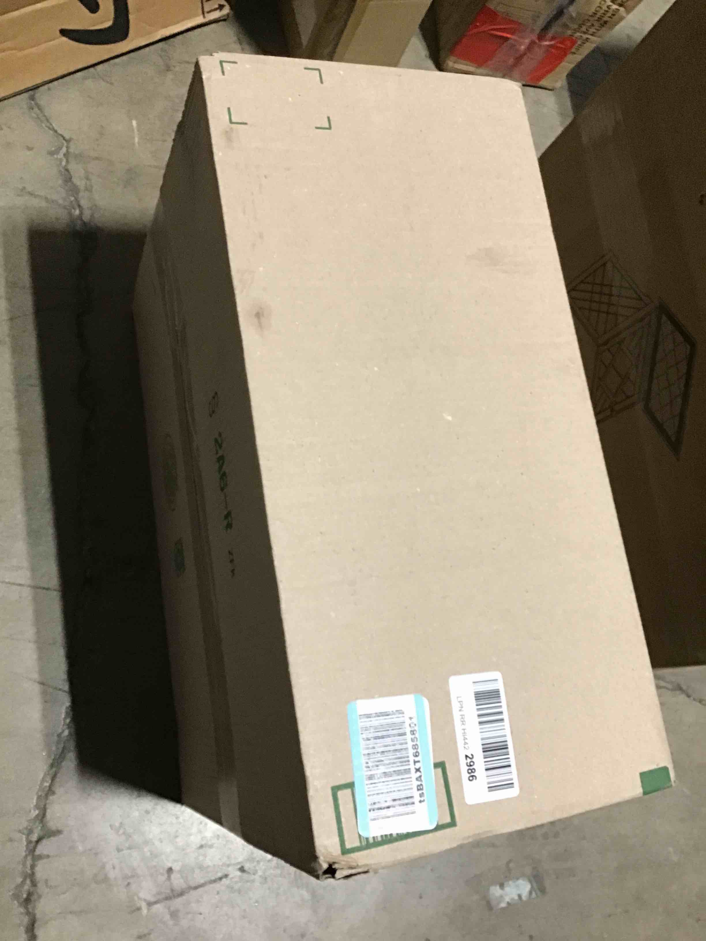 https://s3.amazonaws.com/lotting-images-prod/bidfta/YEL5611630_1708543003226.jpeg