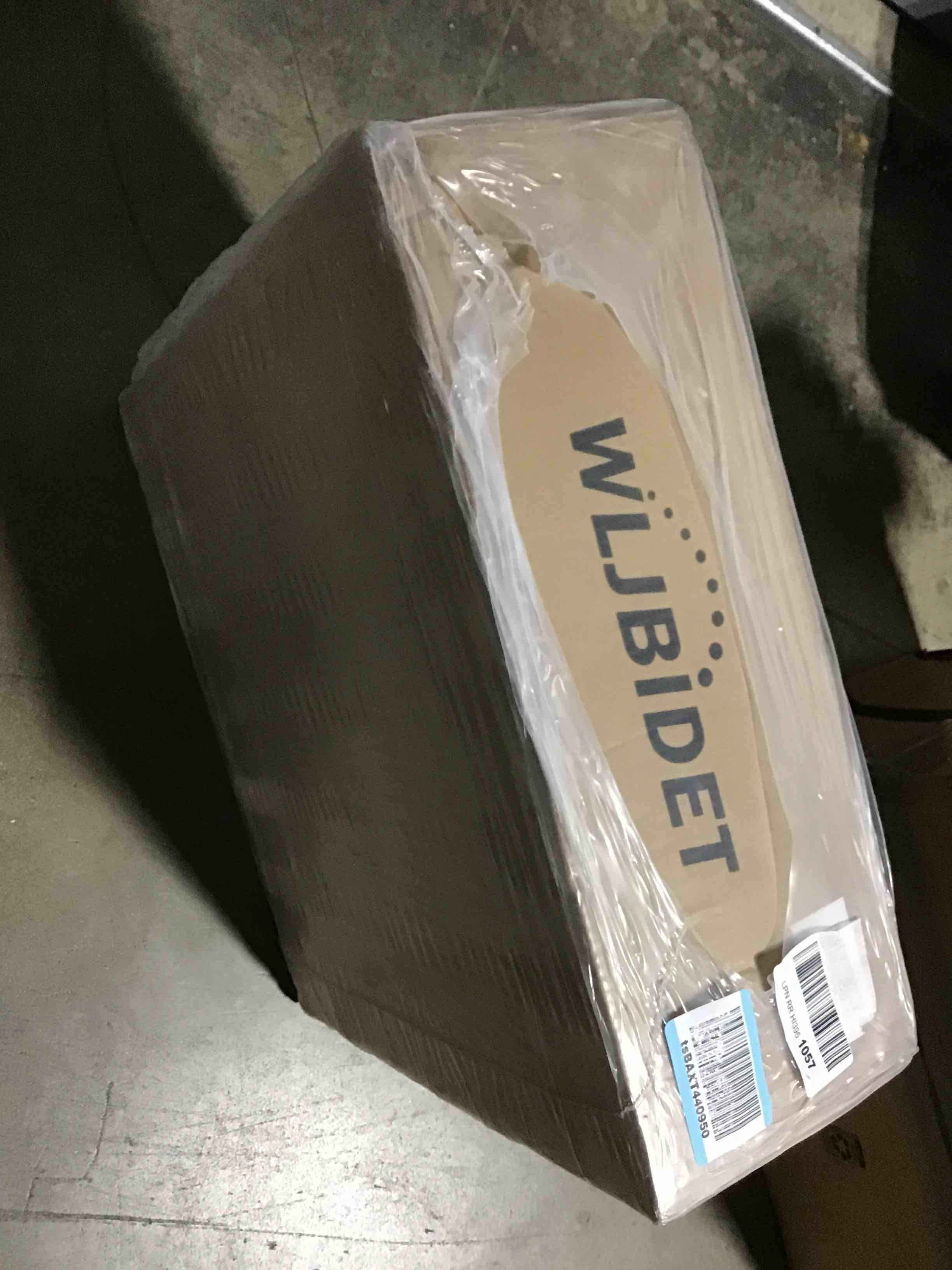 https://s3.amazonaws.com/lotting-images-prod/bidfta/YEL5611652_1708542937445.jpeg