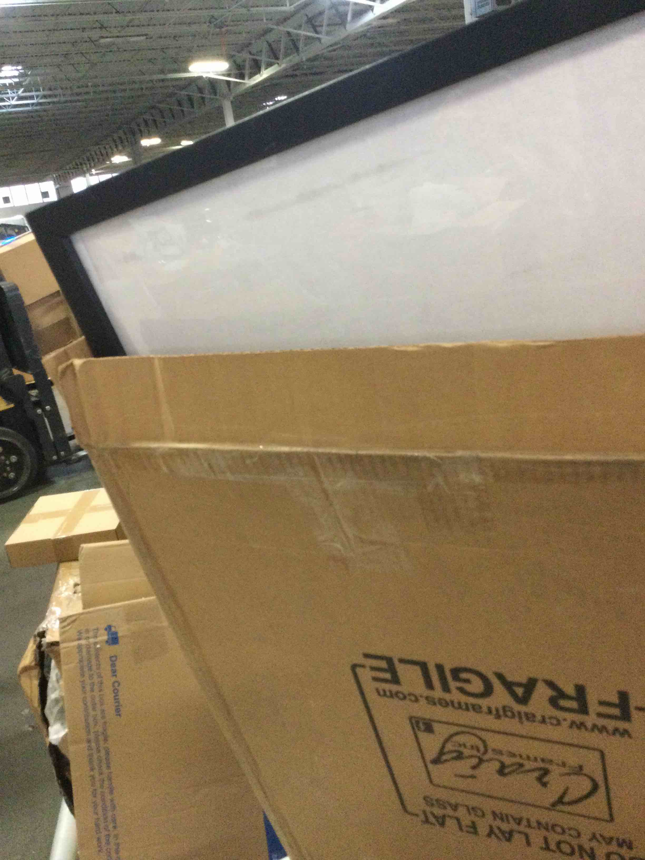https://s3.amazonaws.com/lotting-images-prod/bidfta/YEL5612113_1703345751463.jpeg
