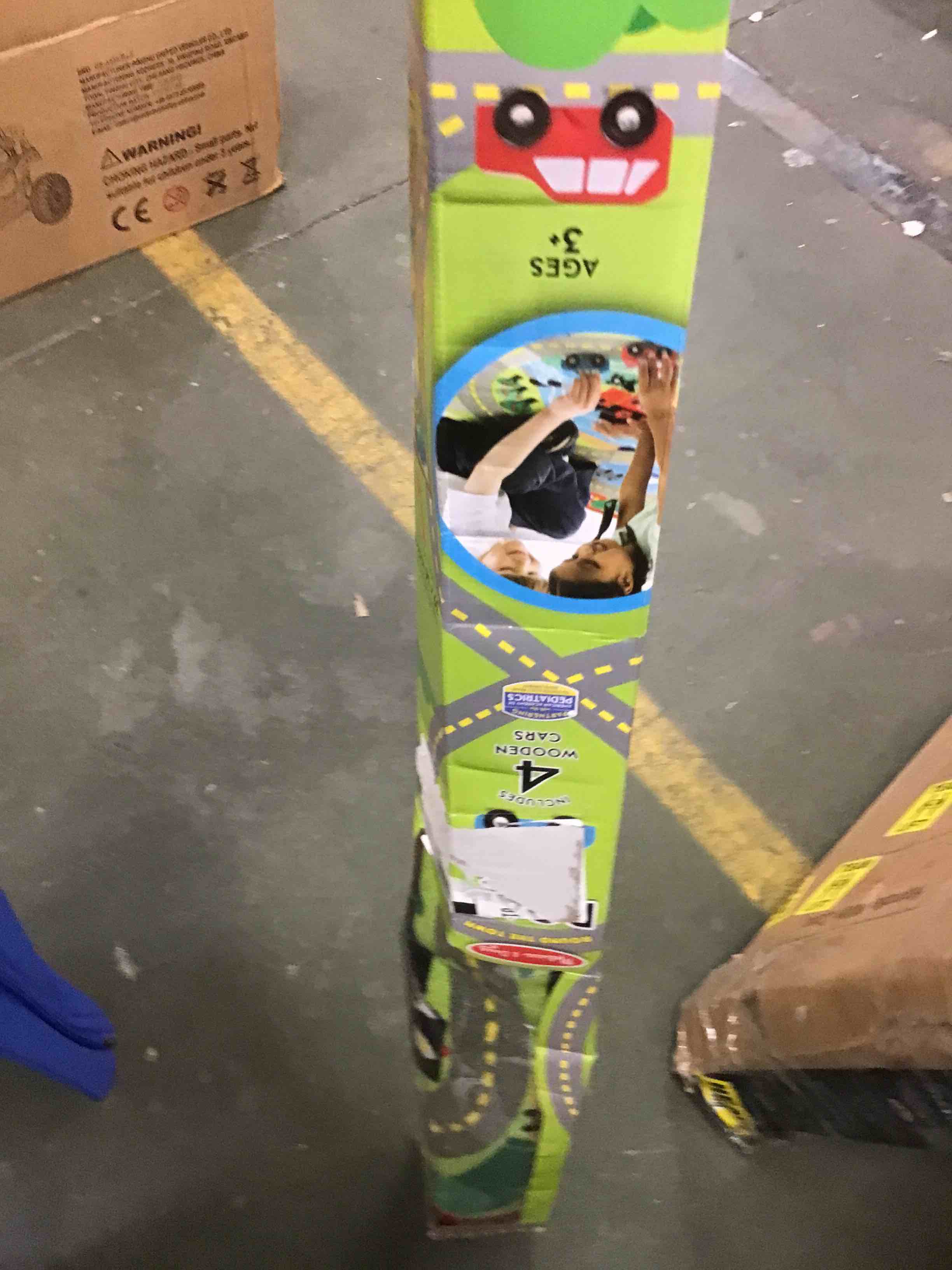 https://s3.amazonaws.com/lotting-images-prod/bidfta/YEL5613373_1704292979029.jpeg