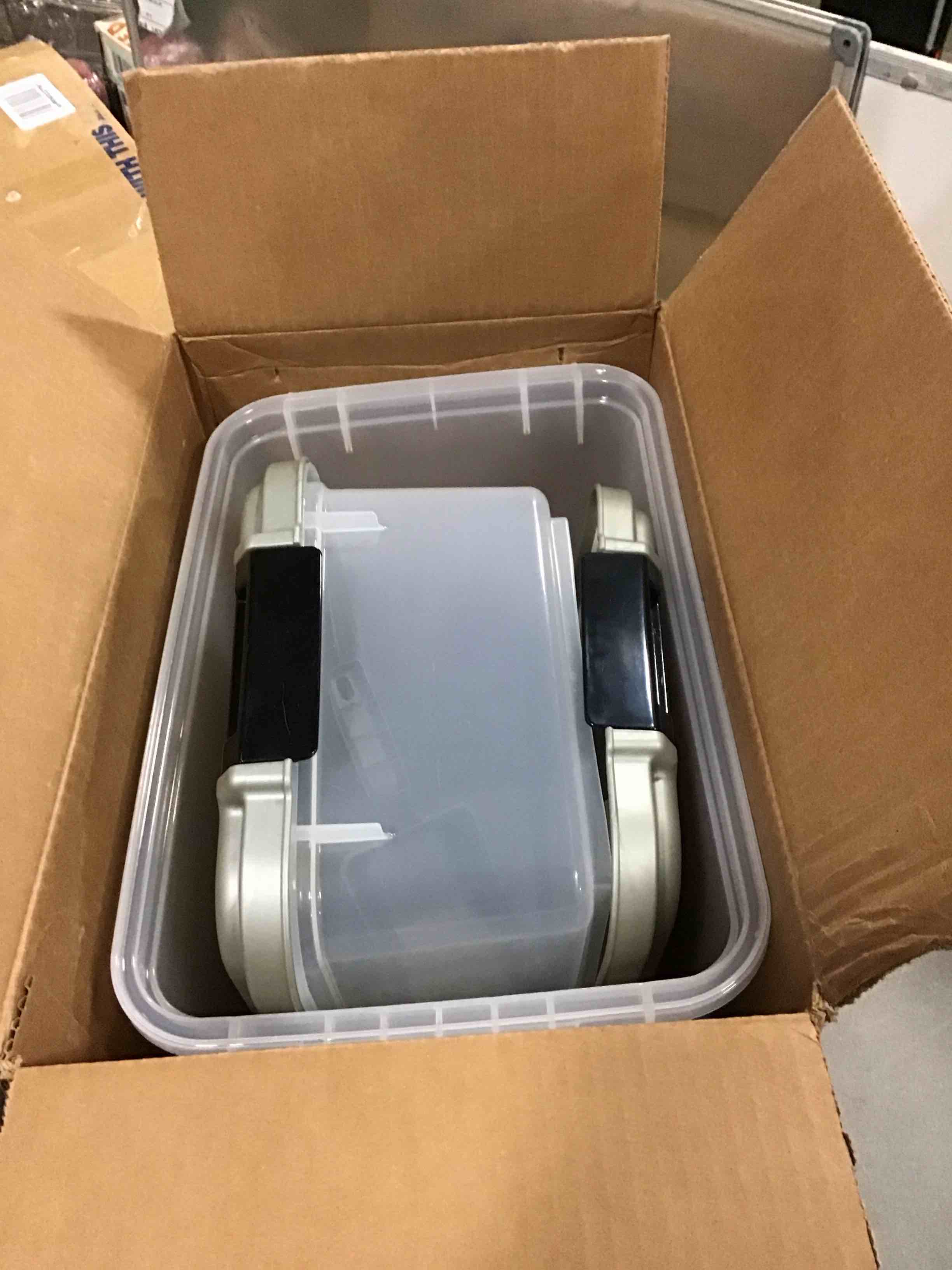 https://s3.amazonaws.com/lotting-images-prod/bidfta/YEL5613510_1702300548926.jpeg