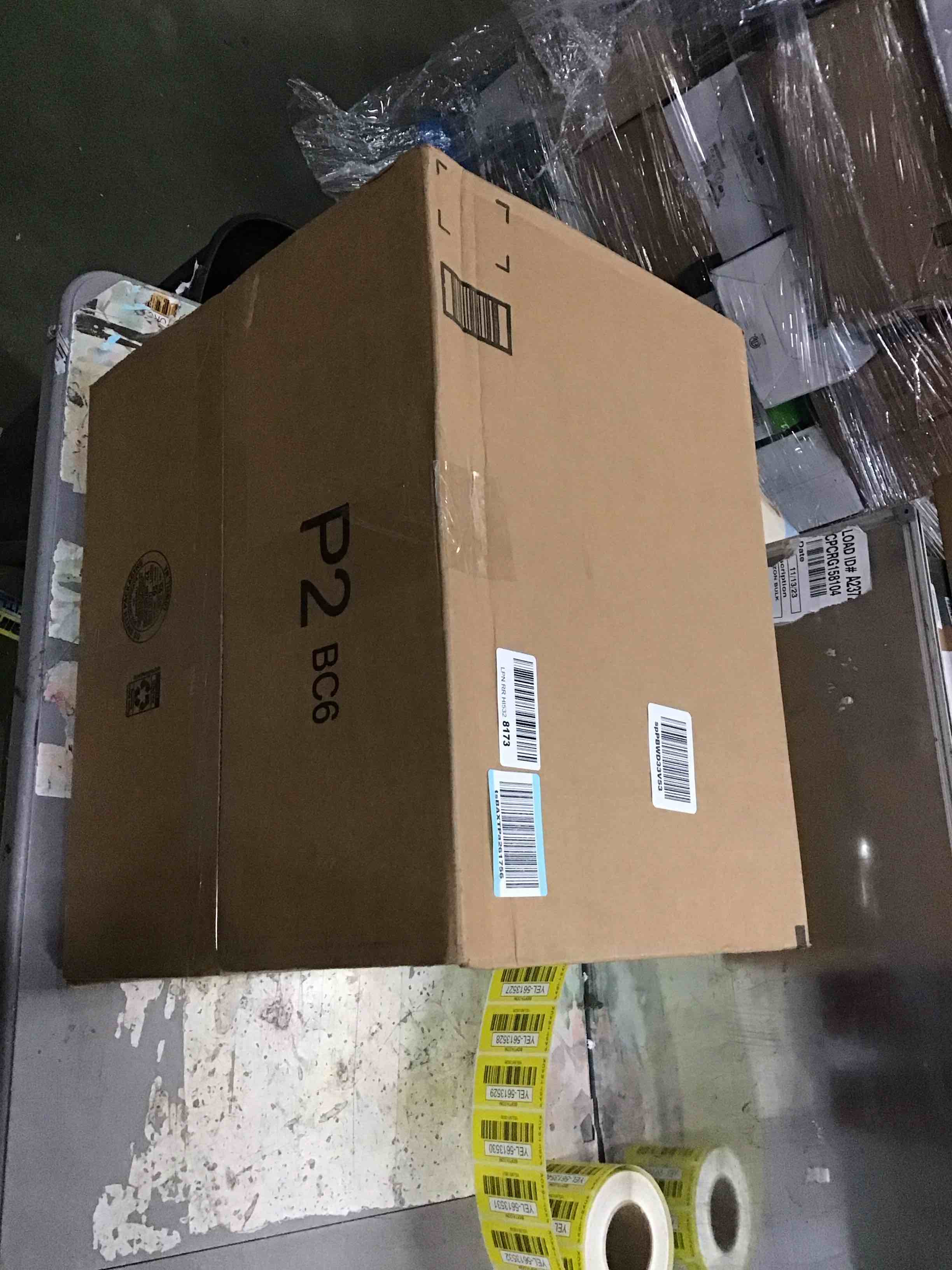 https://s3.amazonaws.com/lotting-images-prod/bidfta/YEL5613525_1702302051613.jpeg