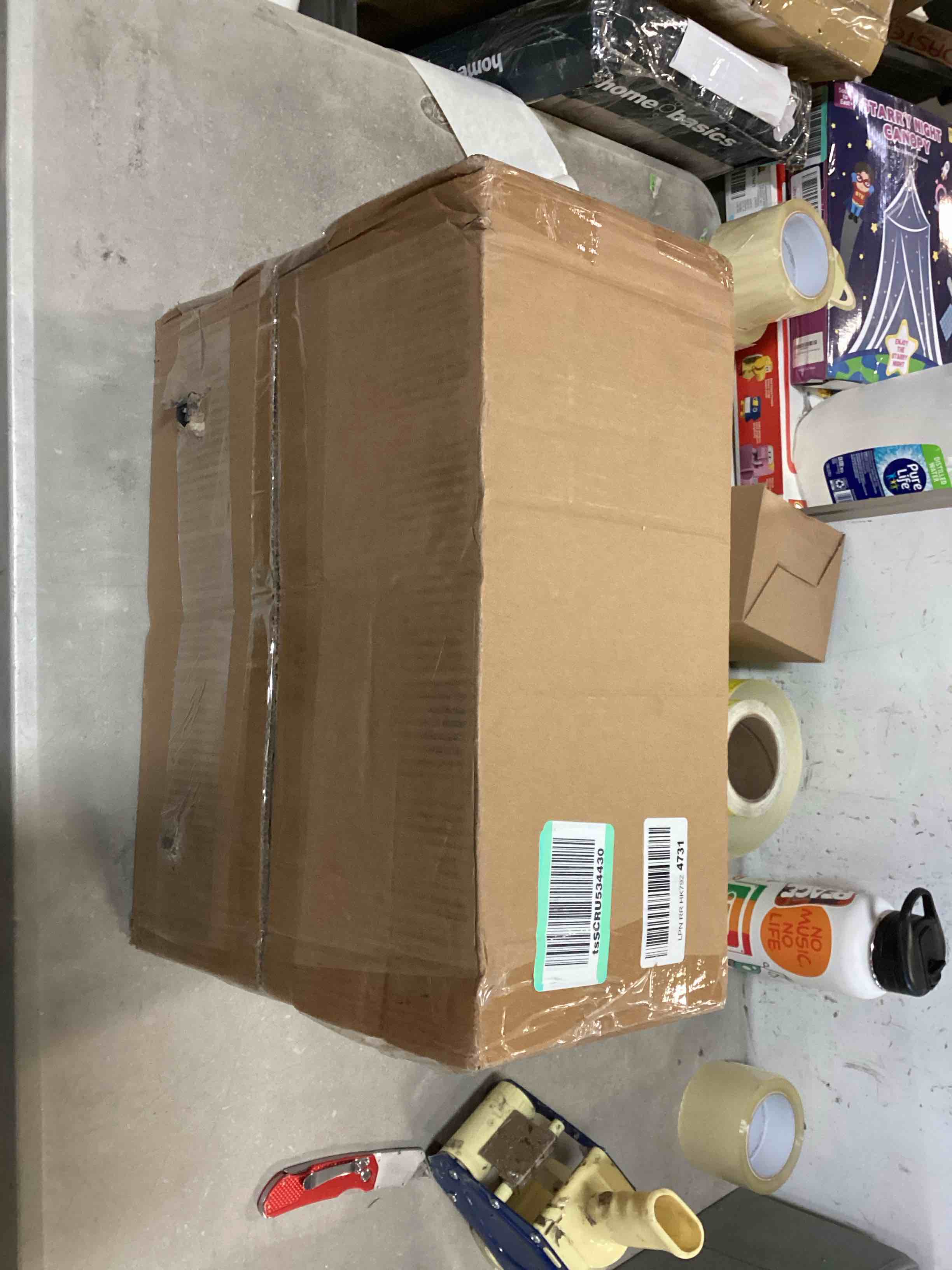 https://s3.amazonaws.com/lotting-images-prod/bidfta/YEL5614402_1702650253255.jpeg