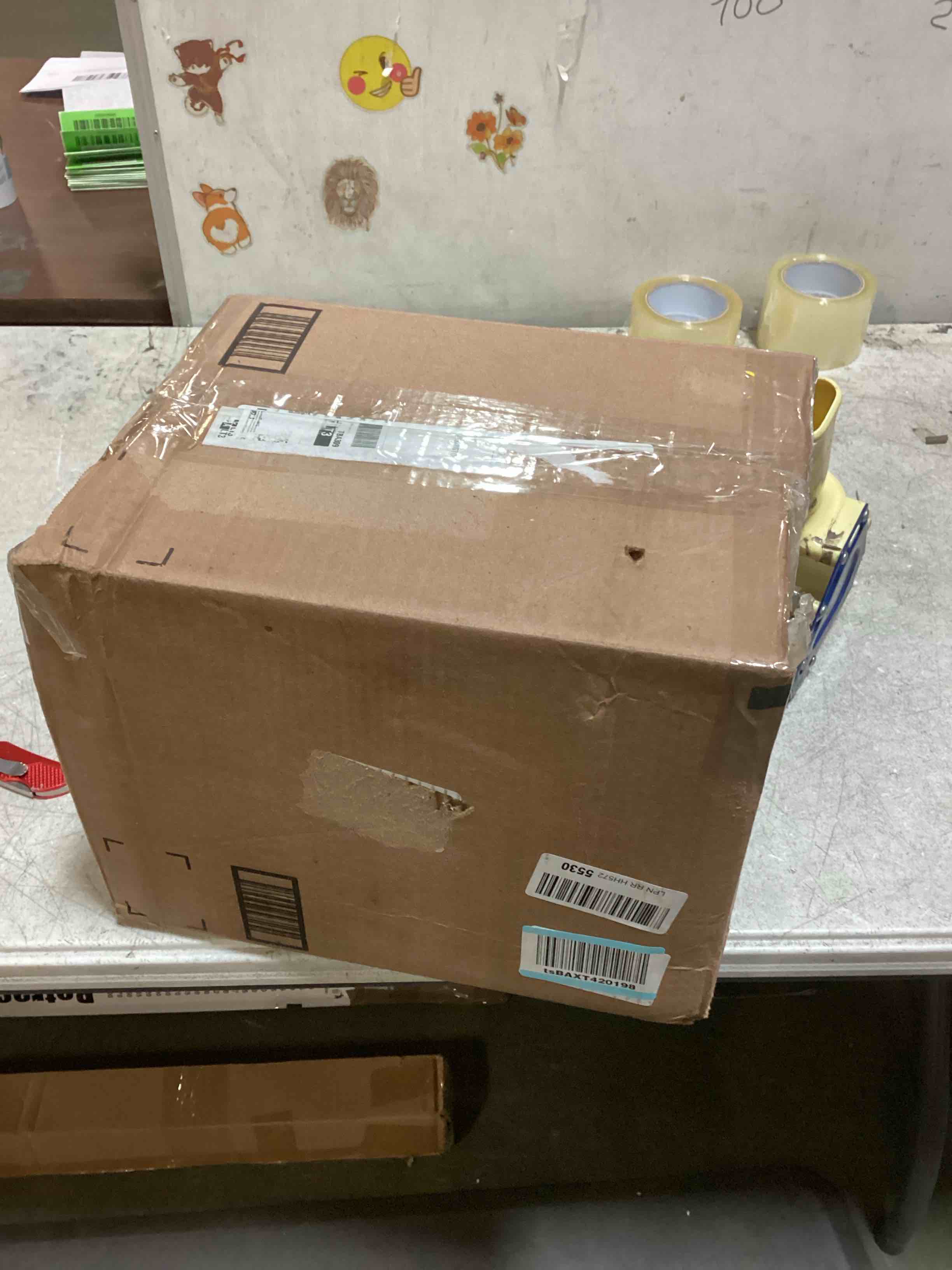 https://s3.amazonaws.com/lotting-images-prod/bidfta/YEL5614614_1702730406642.jpeg