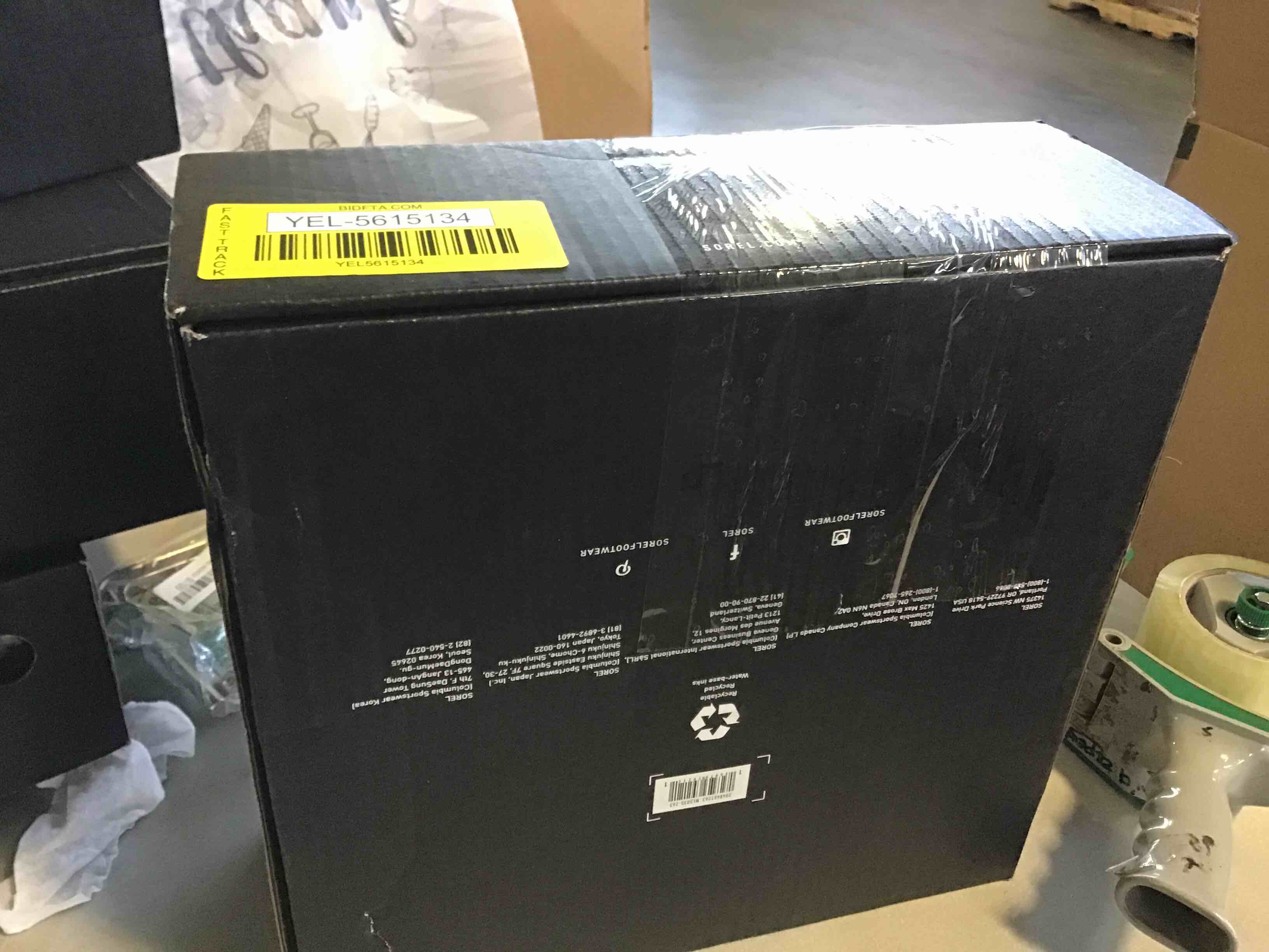 https://s3.amazonaws.com/lotting-images-prod/bidfta/YEL5615134_1701959231358.jpeg