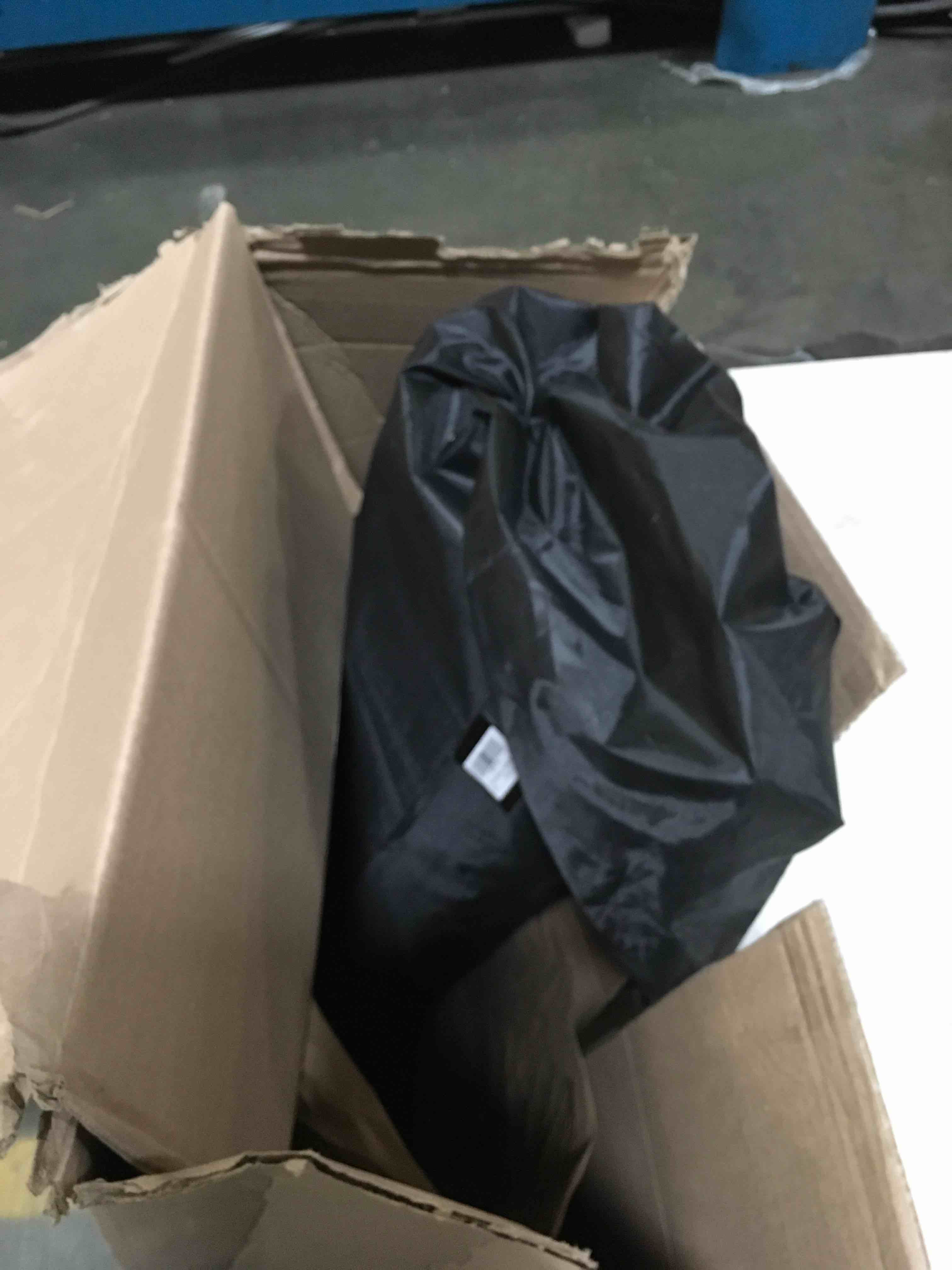https://s3.amazonaws.com/lotting-images-prod/bidfta/YEL5618019_1702308334937.jpeg