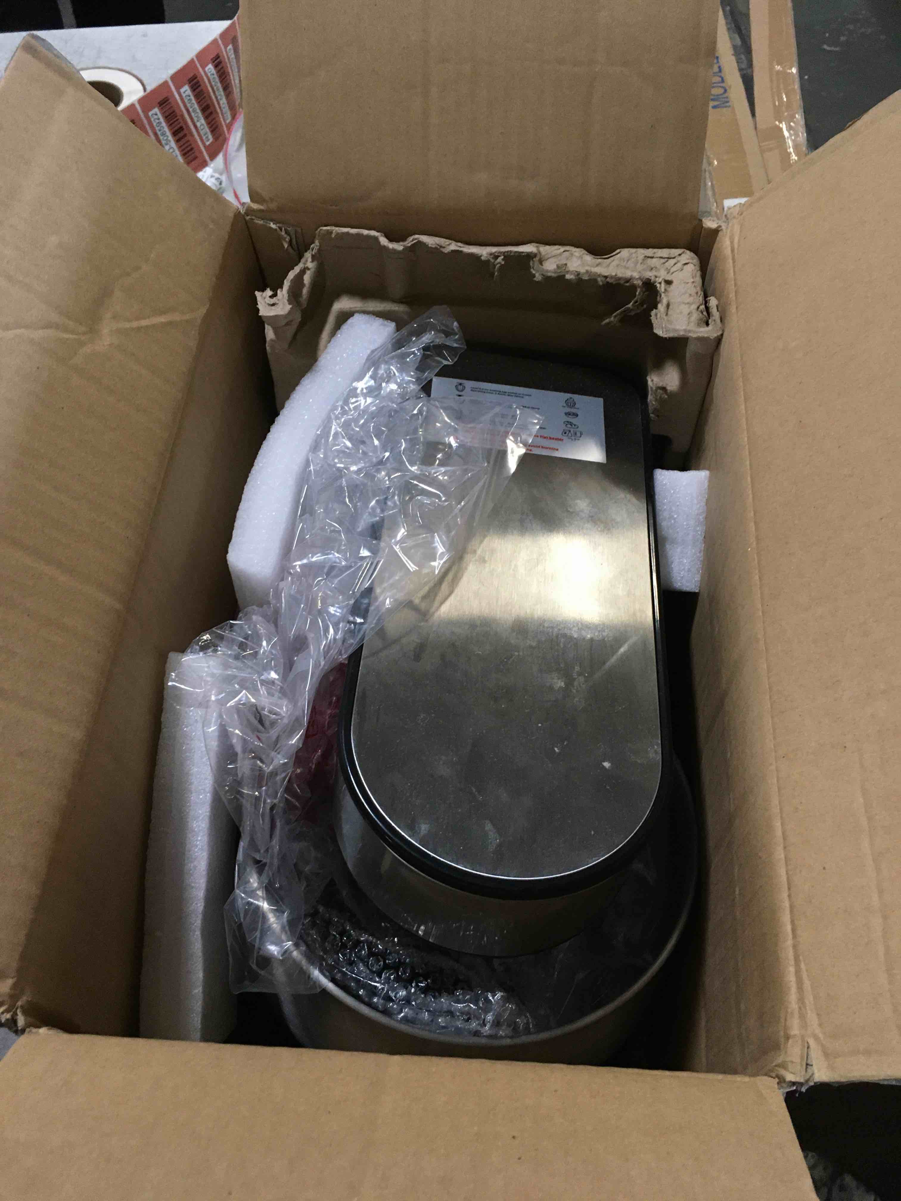 https://s3.amazonaws.com/lotting-images-prod/bidfta/YEL5618319_1702410442626.jpeg