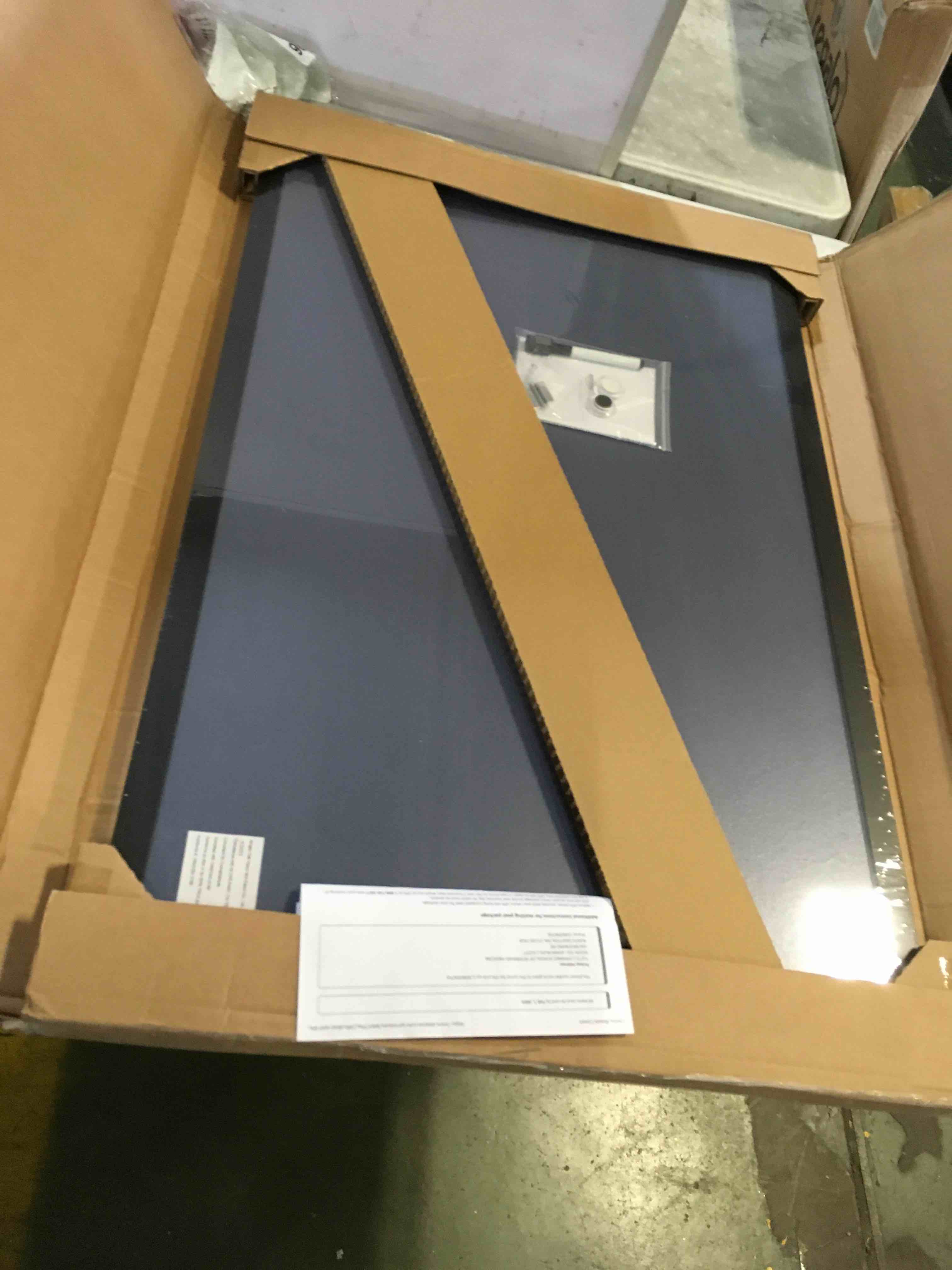 https://s3.amazonaws.com/lotting-images-prod/bidfta/YEL5619077_1703000169257.jpeg