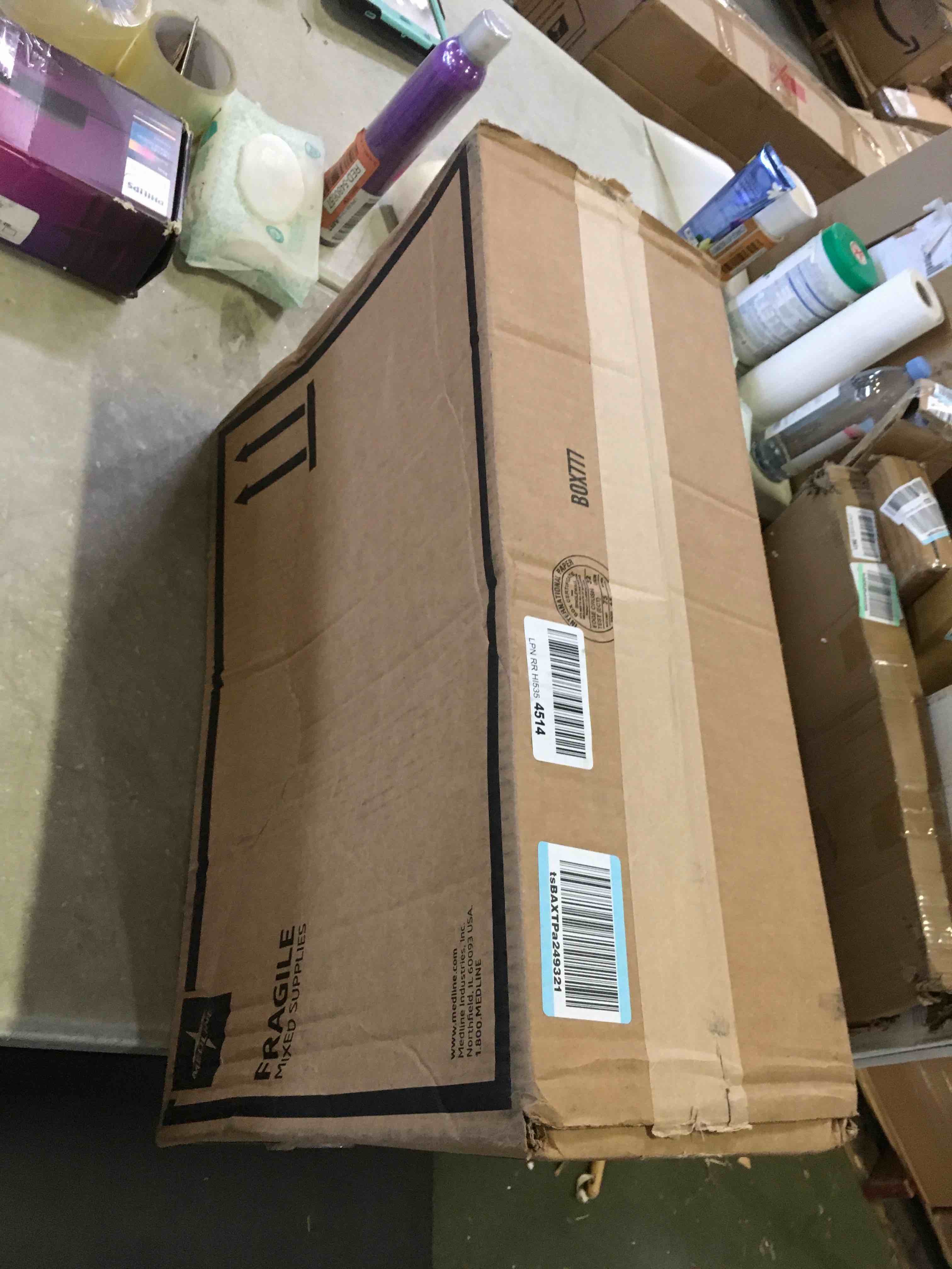 https://s3.amazonaws.com/lotting-images-prod/bidfta/YEL5619376_1703097877831.jpeg
