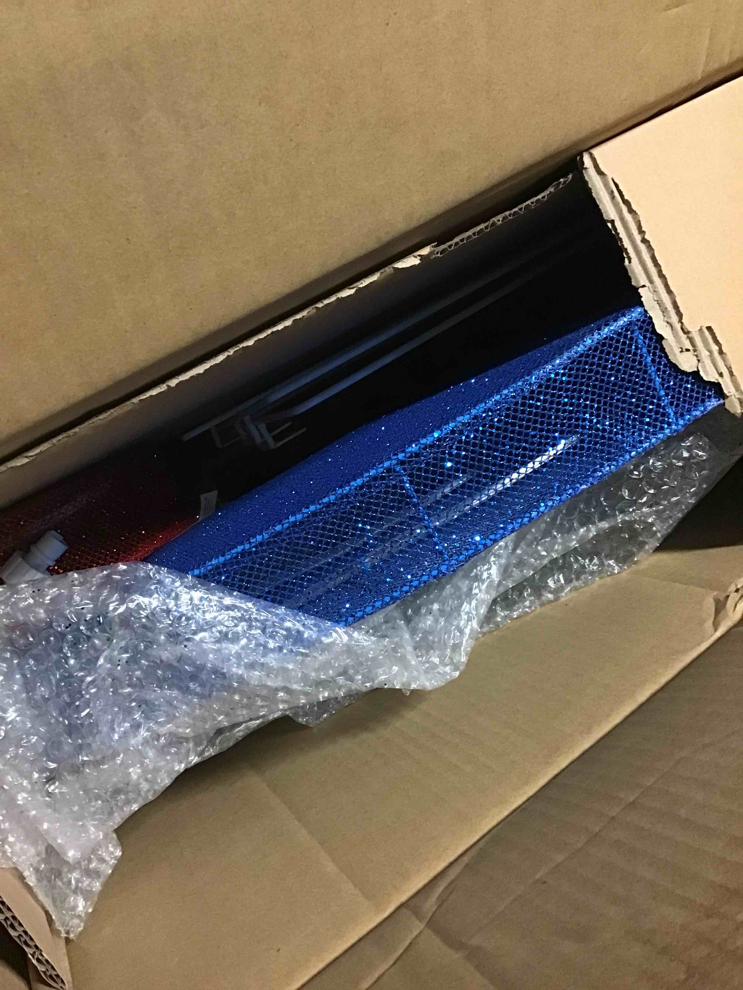 https://s3.amazonaws.com/lotting-images-prod/bidfta/YEL5621391_1702473354865.jpeg