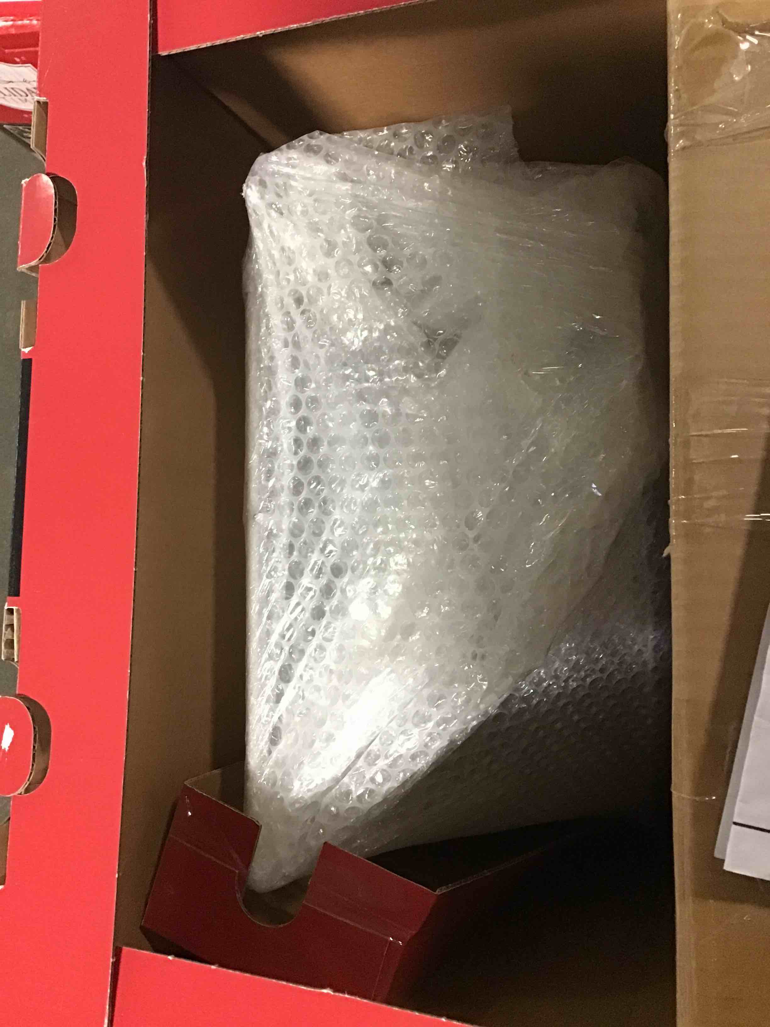 https://s3.amazonaws.com/lotting-images-prod/bidfta/YEL5621402_1702474154843.jpeg