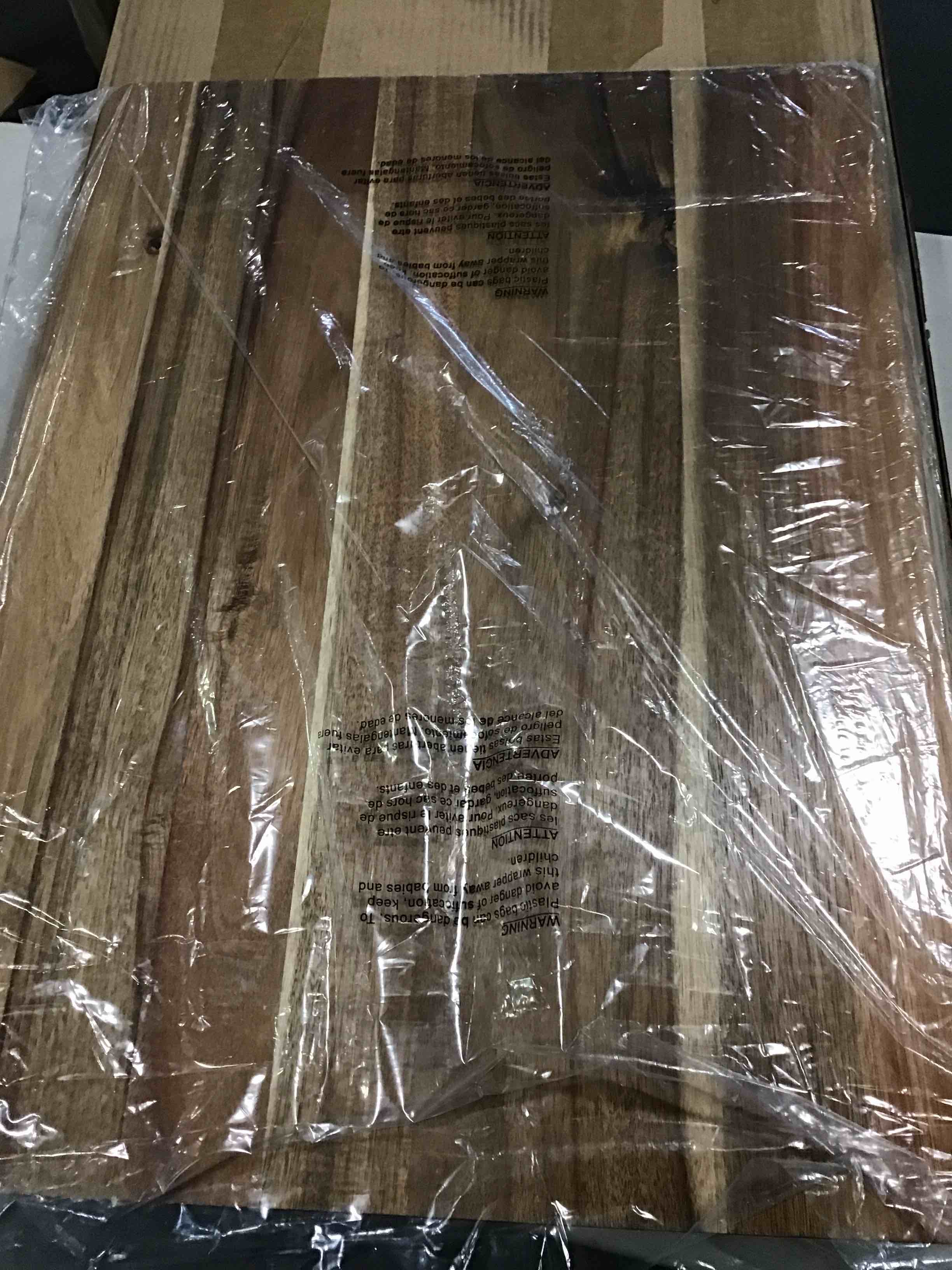 https://s3.amazonaws.com/lotting-images-prod/bidfta/YEL5621560_1702567454275.jpeg