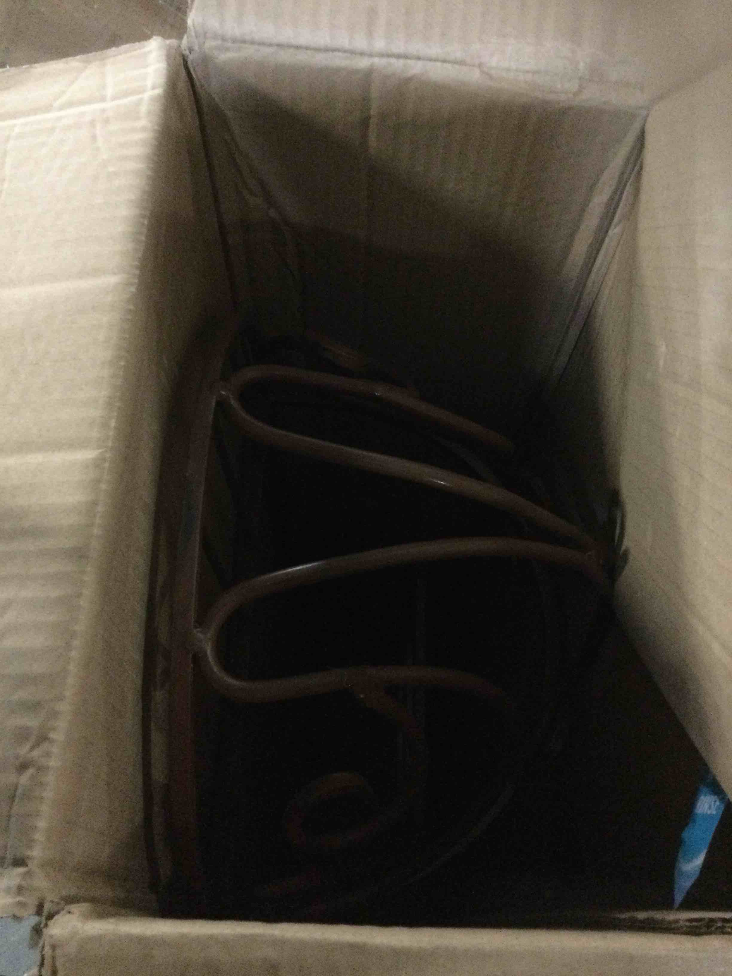 https://s3.amazonaws.com/lotting-images-prod/bidfta/YEL5621858_1702730295870.jpeg