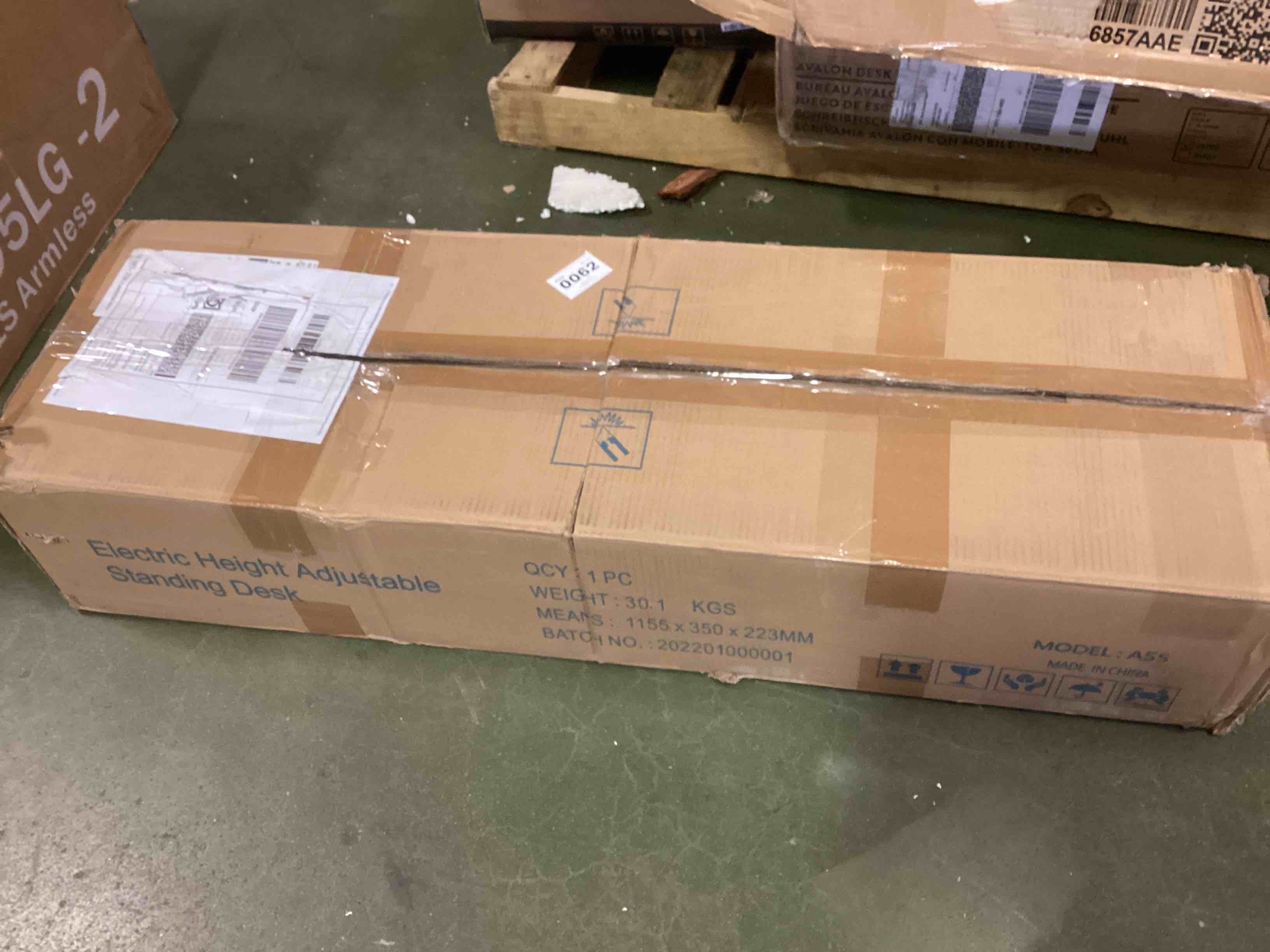https://s3.amazonaws.com/lotting-images-prod/bidfta/YEL5622991_1703180875921.jpeg