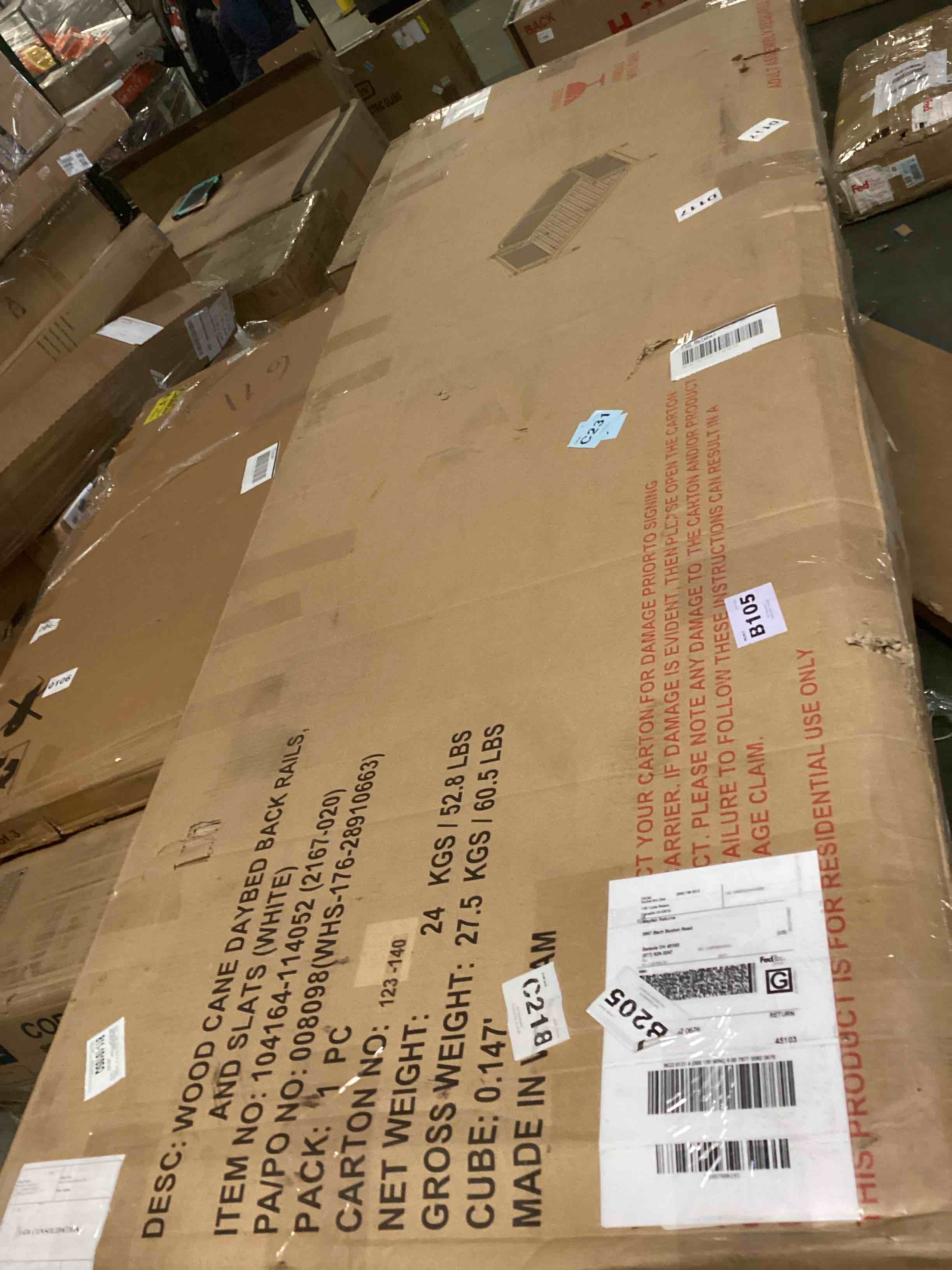 https://s3.amazonaws.com/lotting-images-prod/bidfta/YEL5623020_1703256579741.jpeg