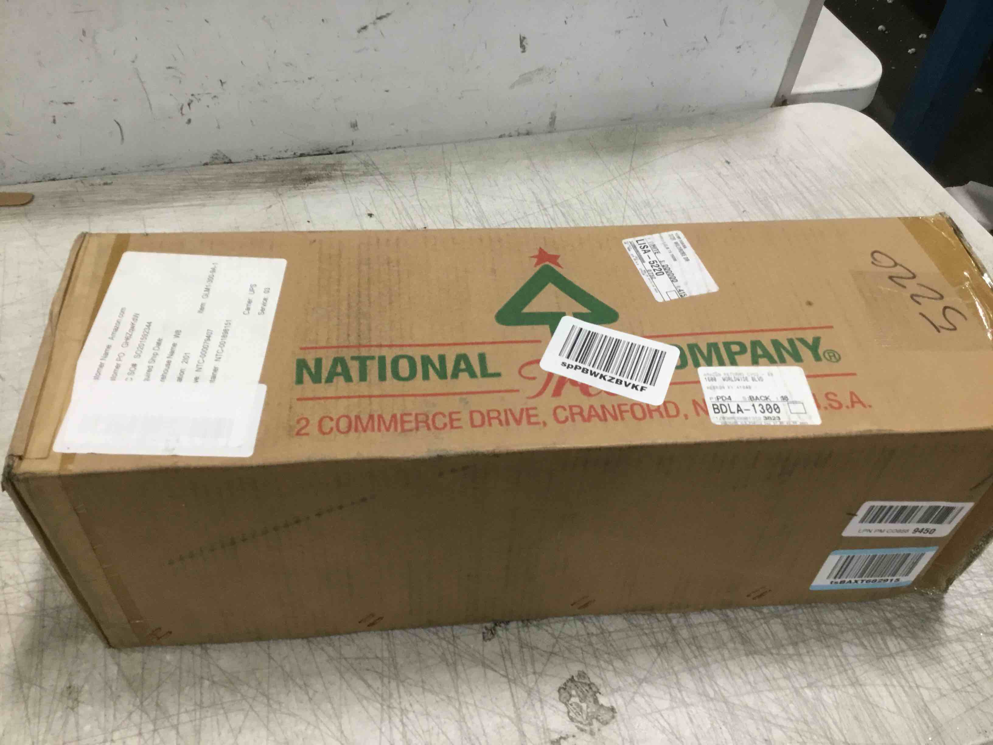 https://s3.amazonaws.com/lotting-images-prod/bidfta/YEL5623878_1704549416295.jpeg