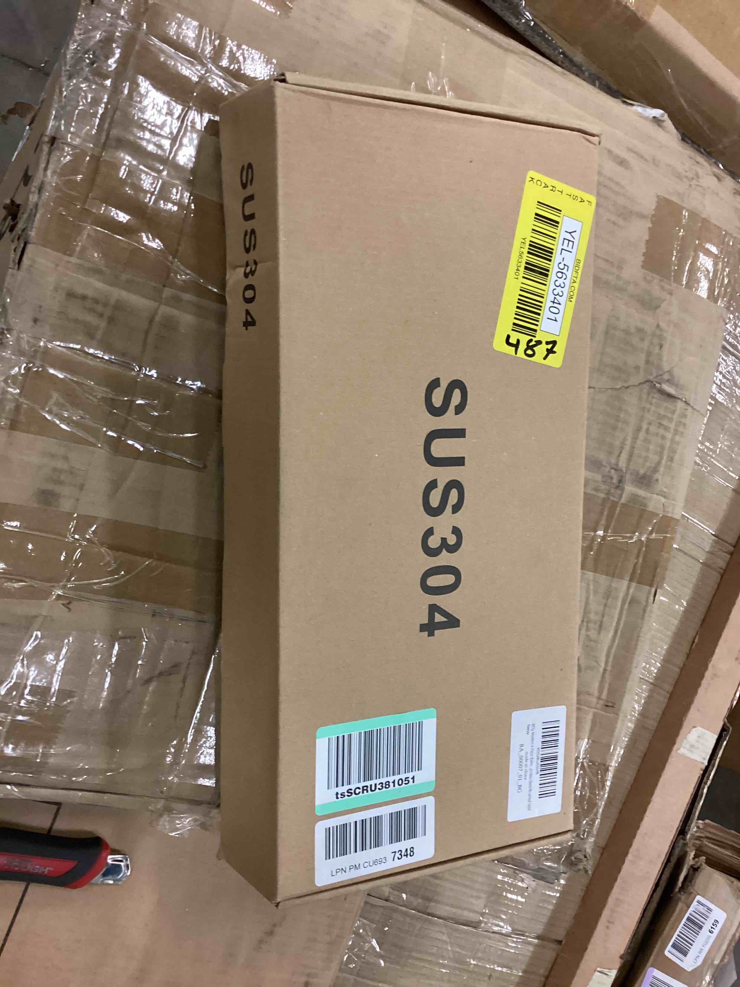 https://s3.amazonaws.com/lotting-images-prod/bidfta/YEL5633401_1700685624601.jpeg