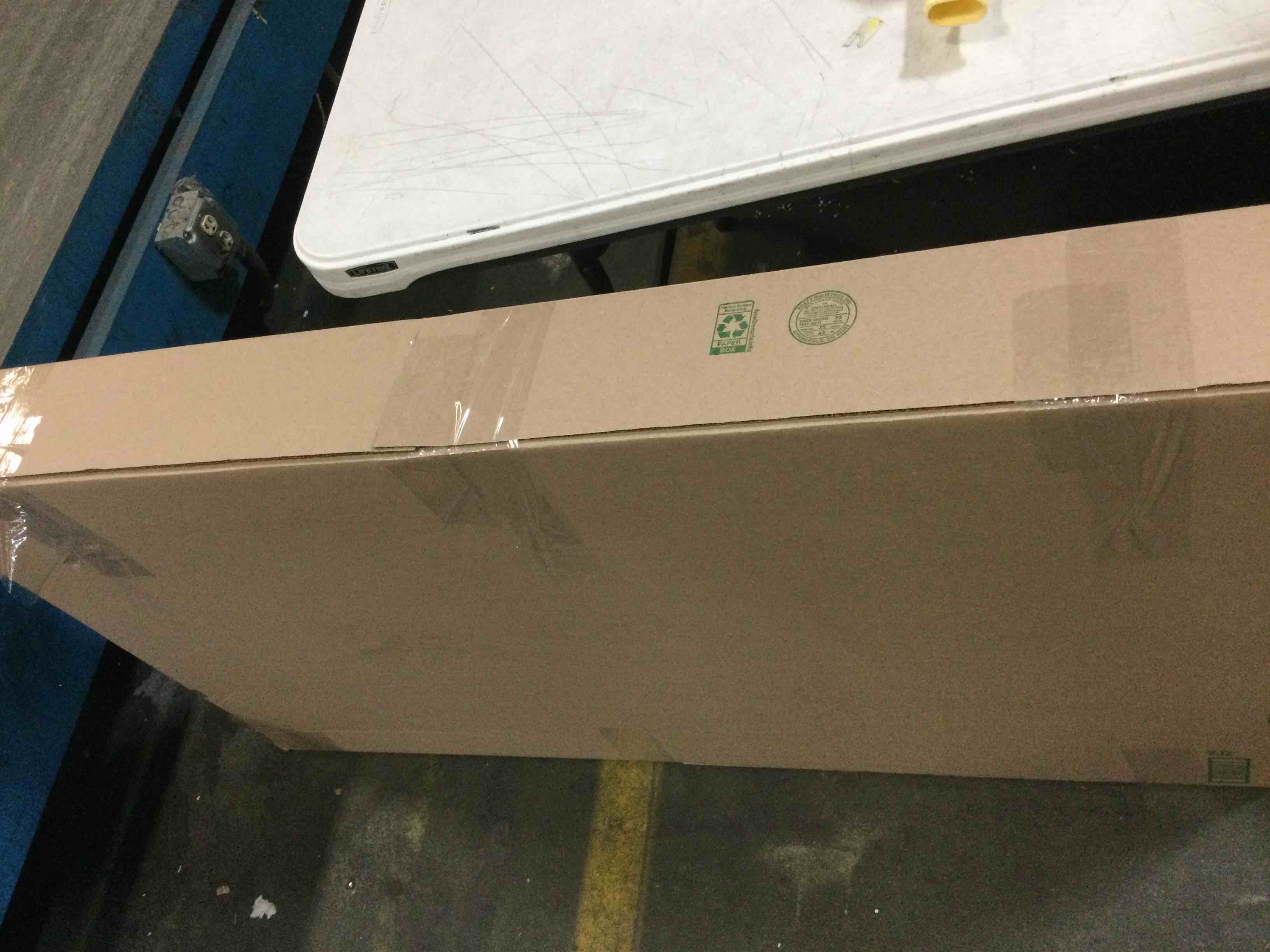https://s3.amazonaws.com/lotting-images-prod/bidfta/YEL5640804_1699558845113.jpeg