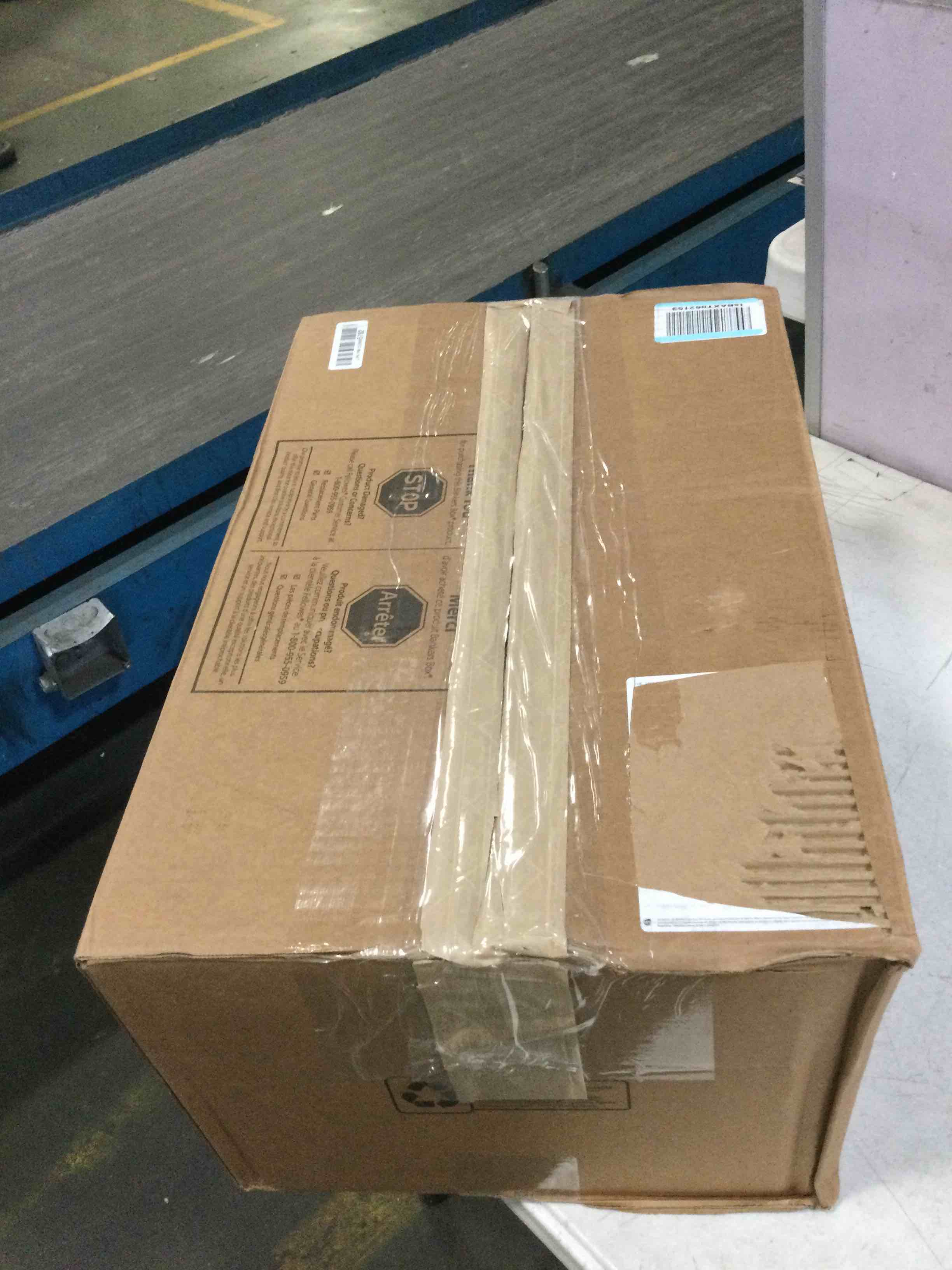 https://s3.amazonaws.com/lotting-images-prod/bidfta/YEL5640869_1699632793728.jpeg