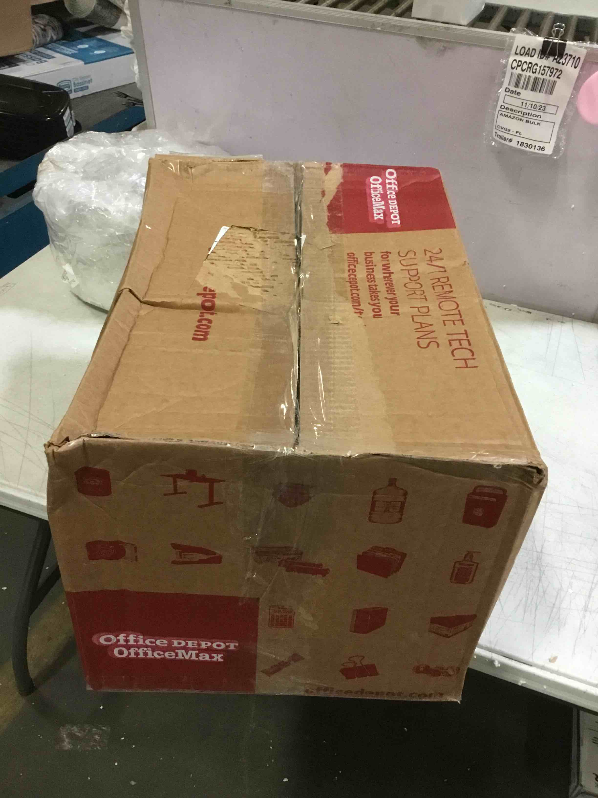 https://s3.amazonaws.com/lotting-images-prod/bidfta/YEL5641114_1699965185423.jpeg