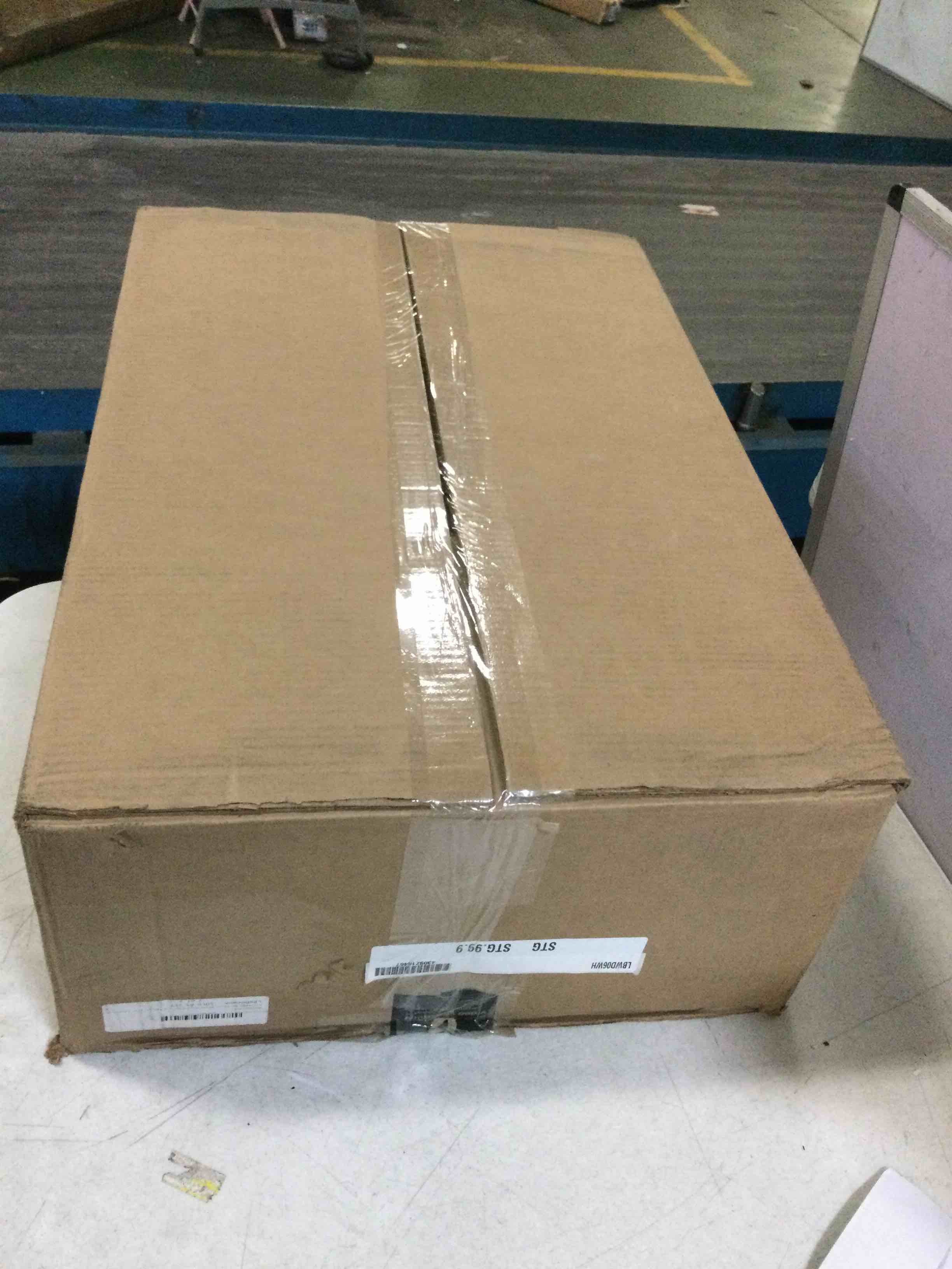 https://s3.amazonaws.com/lotting-images-prod/bidfta/YEL5641674_1700162703978.jpeg