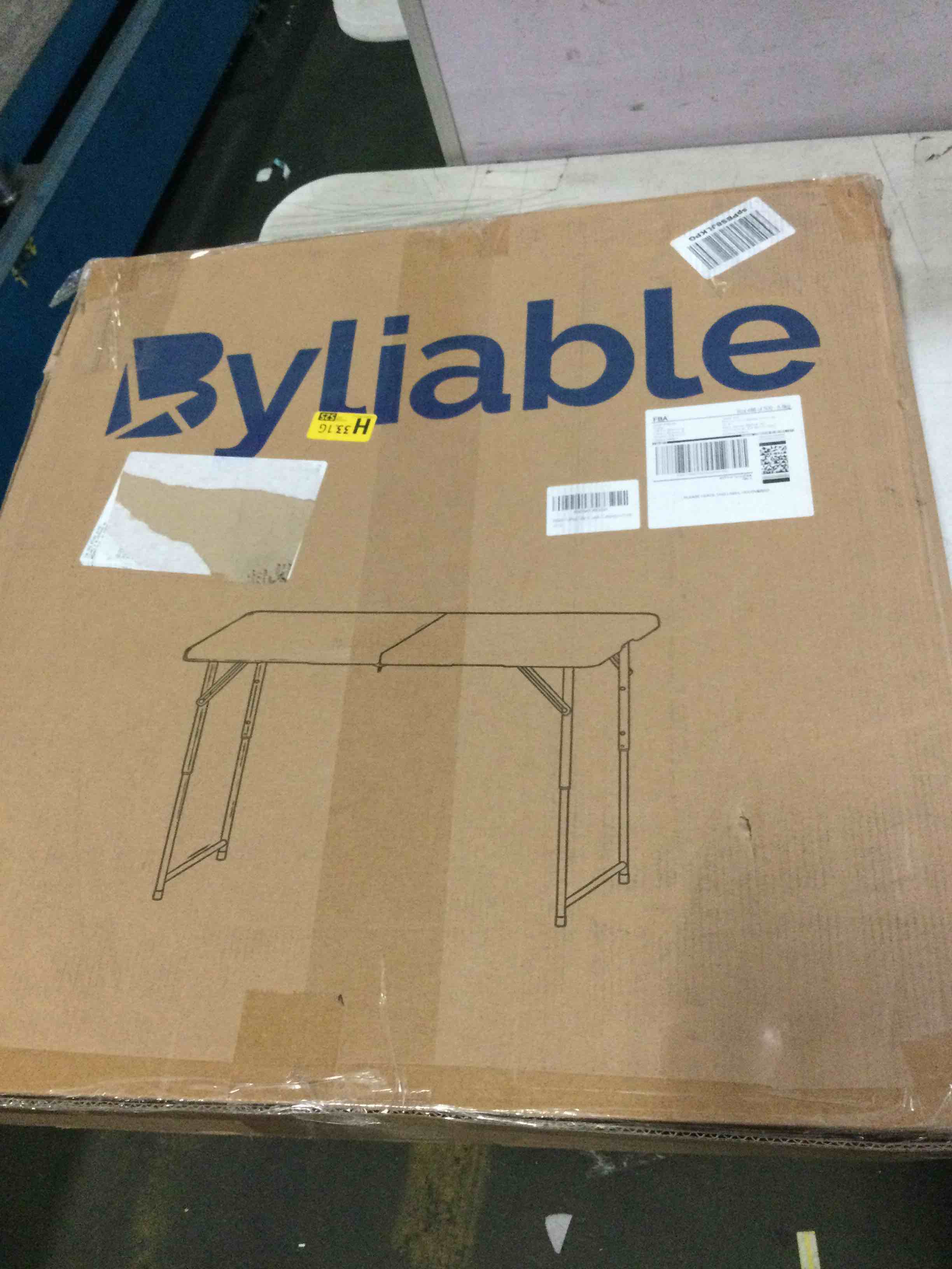 https://s3.amazonaws.com/lotting-images-prod/bidfta/YEL5641698_1700166388390.jpeg