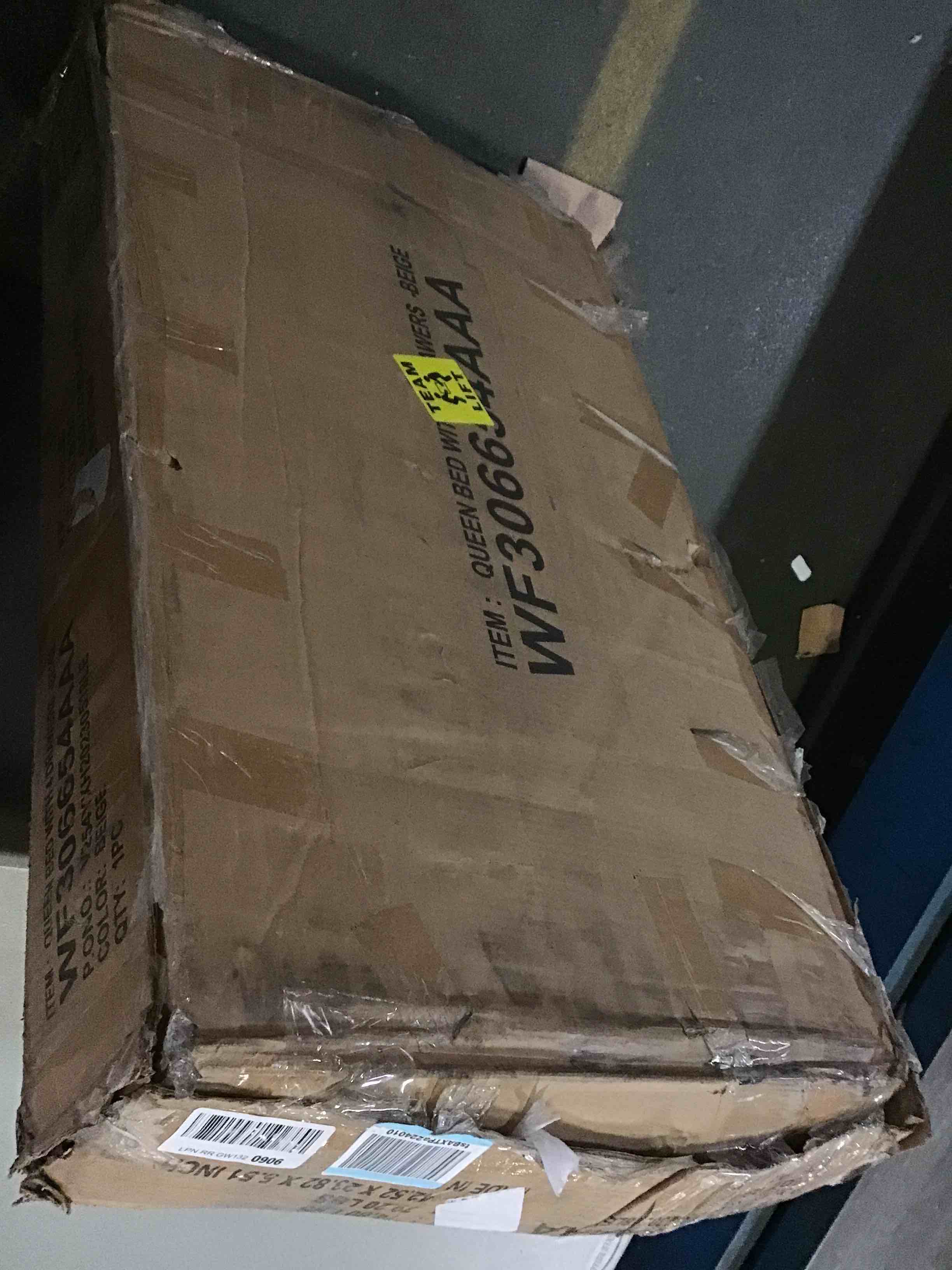 https://s3.amazonaws.com/lotting-images-prod/bidfta/YEL5641947_1699461672979.jpeg