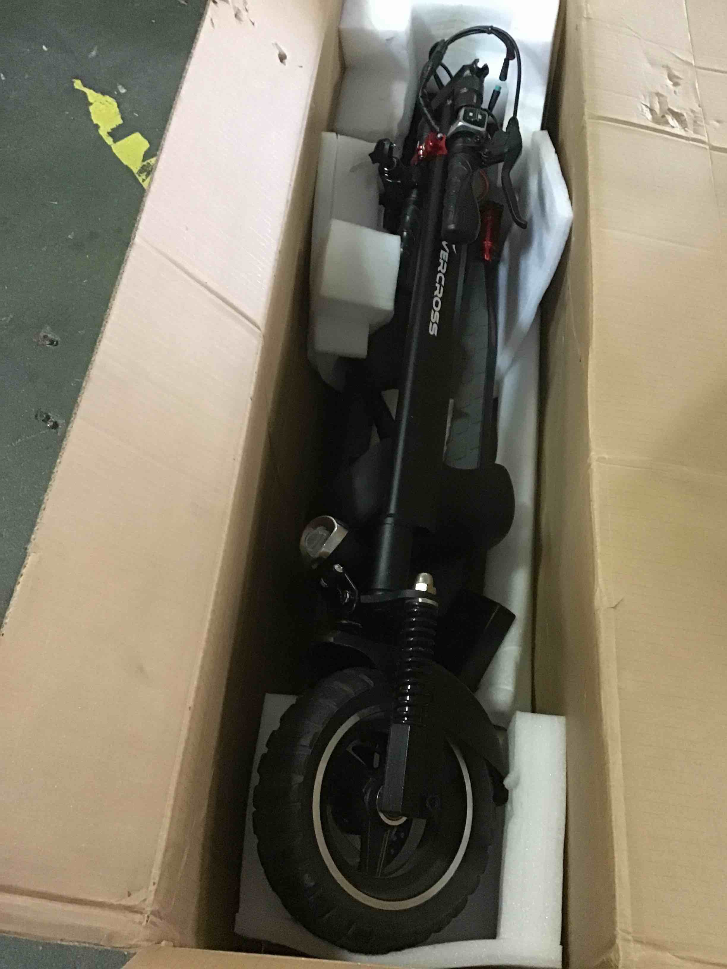 https://s3.amazonaws.com/lotting-images-prod/bidfta/YEL5642093_1699545525759.jpeg