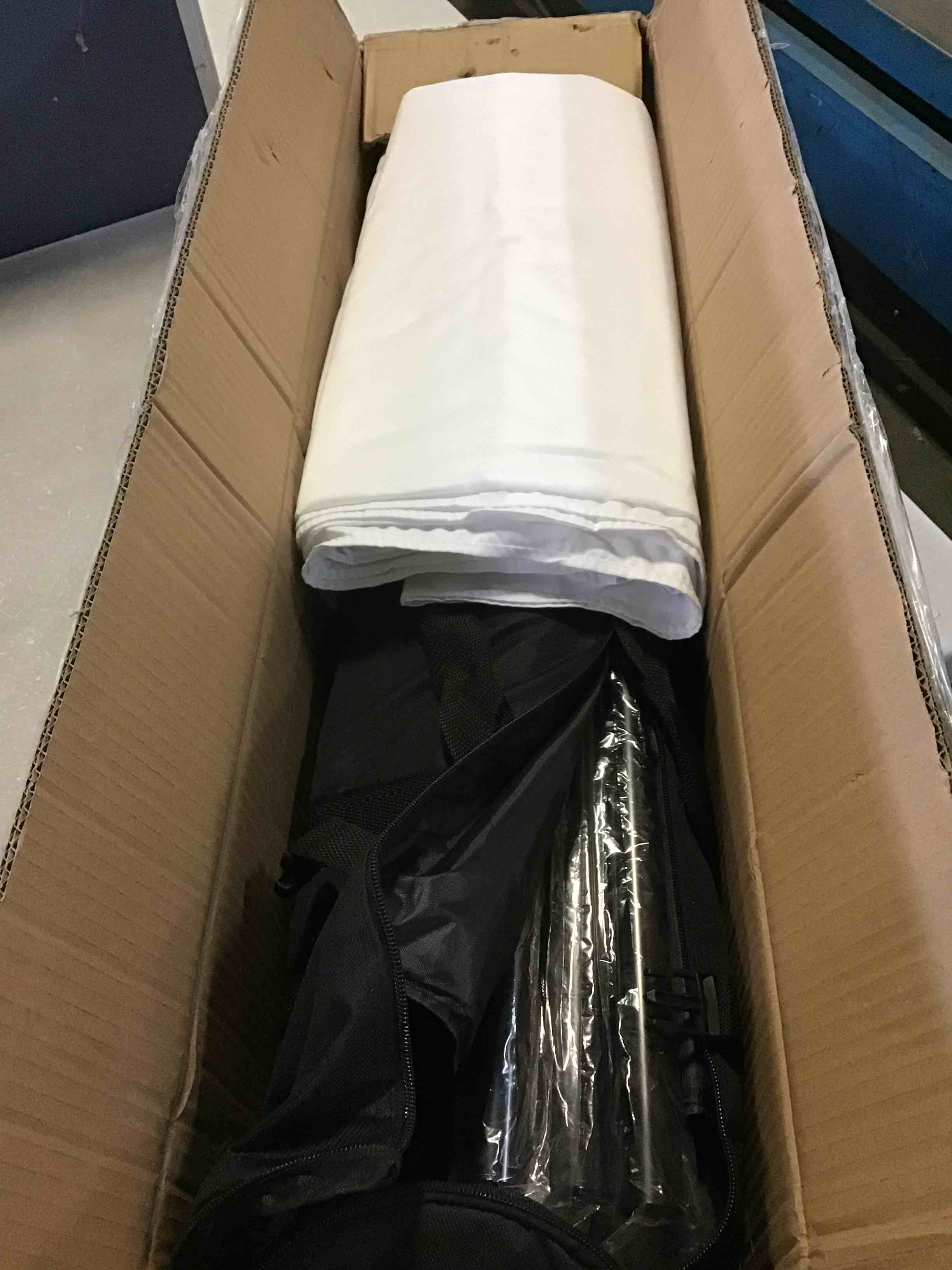 https://s3.amazonaws.com/lotting-images-prod/bidfta/YEL5642913_1700069019469.jpeg