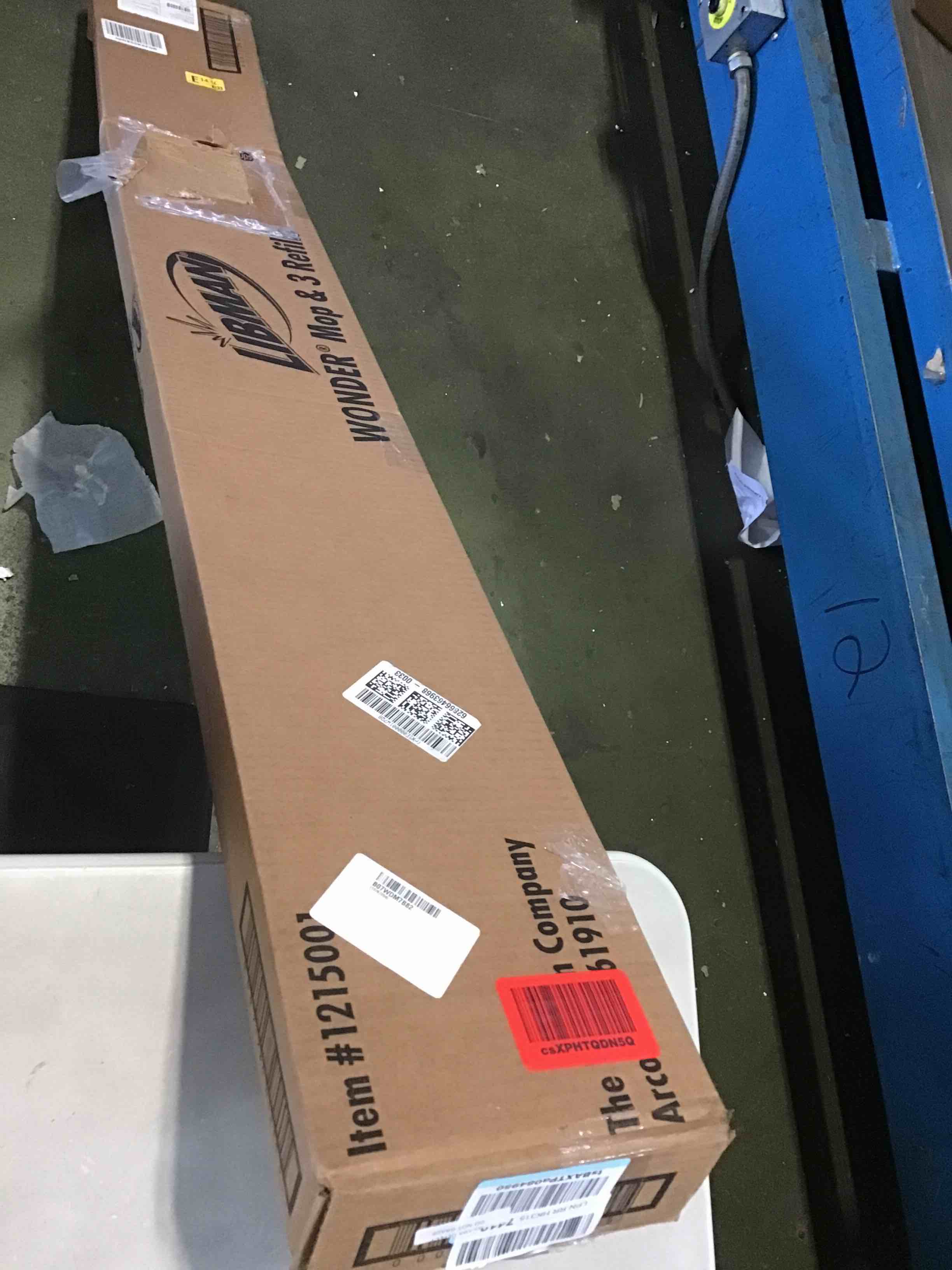 https://s3.amazonaws.com/lotting-images-prod/bidfta/YEL5643162_1700152331273.jpeg