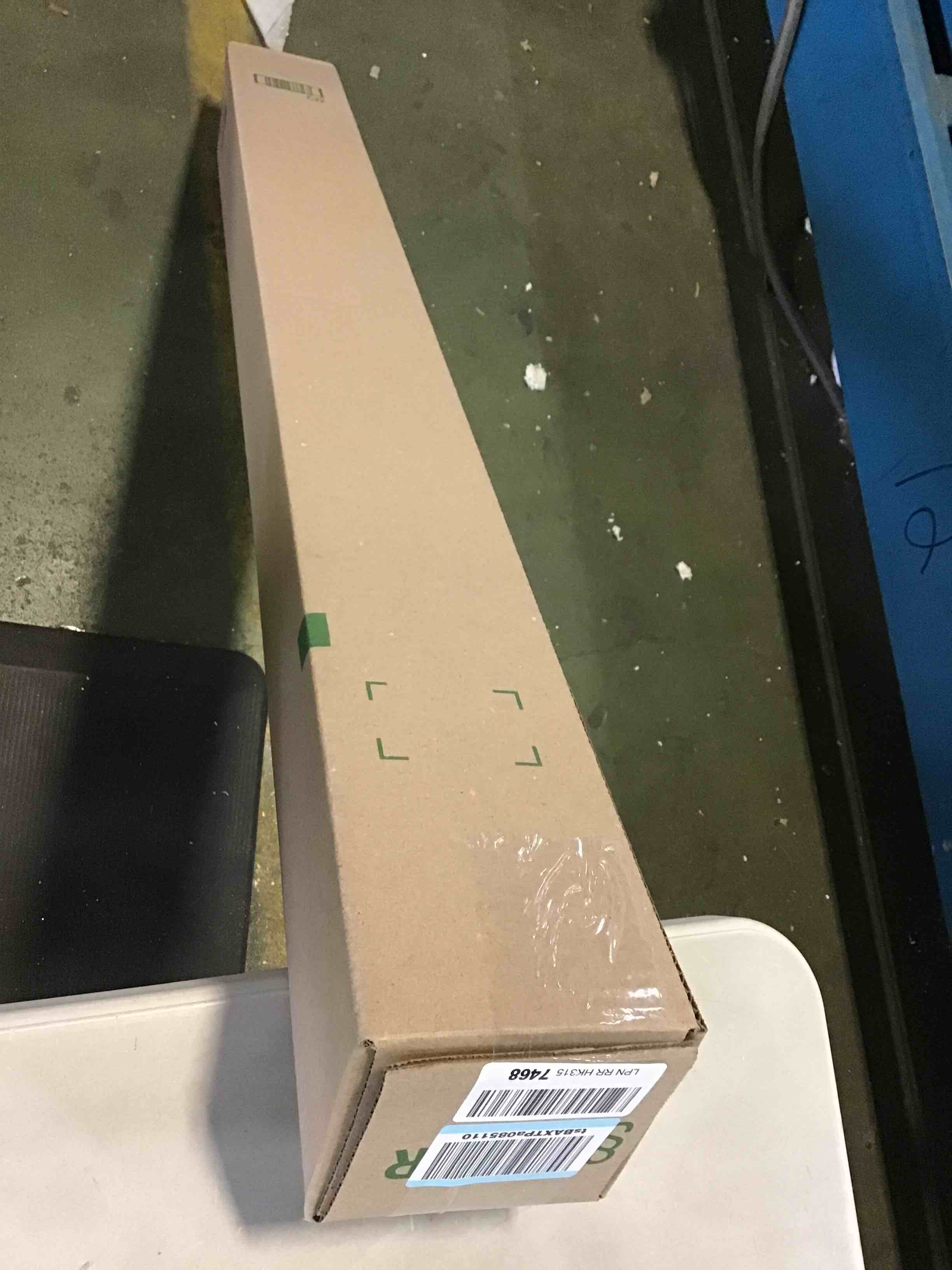 https://s3.amazonaws.com/lotting-images-prod/bidfta/YEL5643176_1700153914459.jpeg