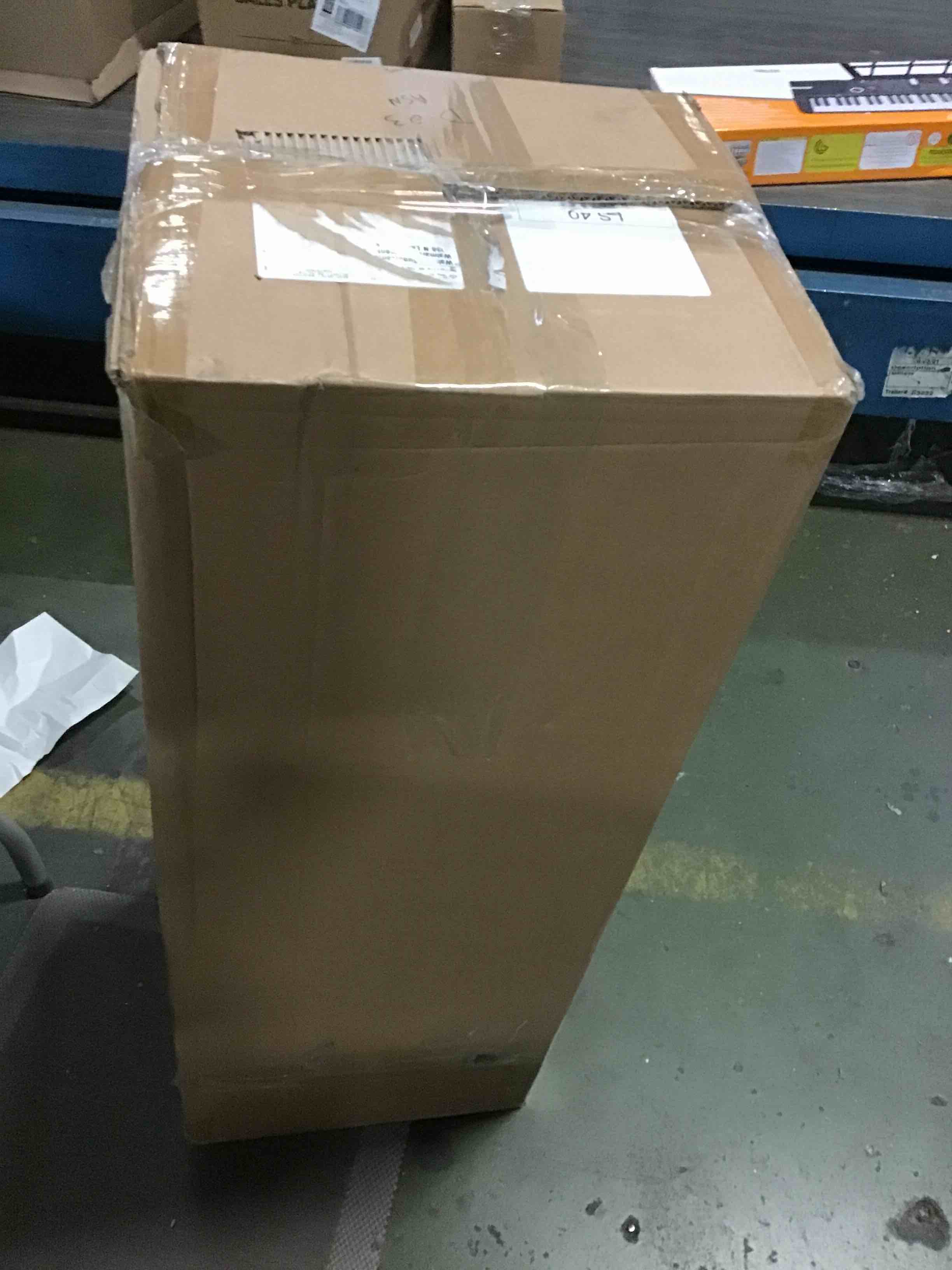 https://s3.amazonaws.com/lotting-images-prod/bidfta/YEL5643323_1700226663678.jpeg