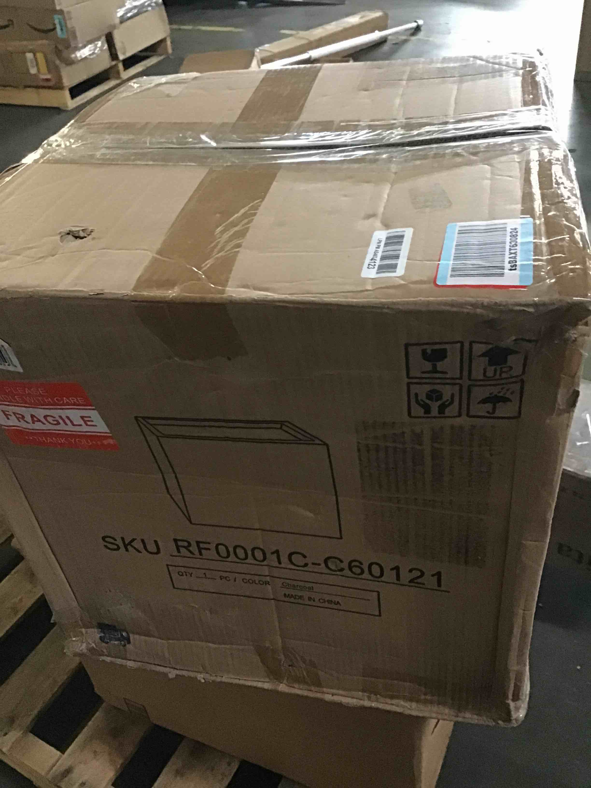 https://s3.amazonaws.com/lotting-images-prod/bidfta/YEL5644723_1699906110811.jpeg