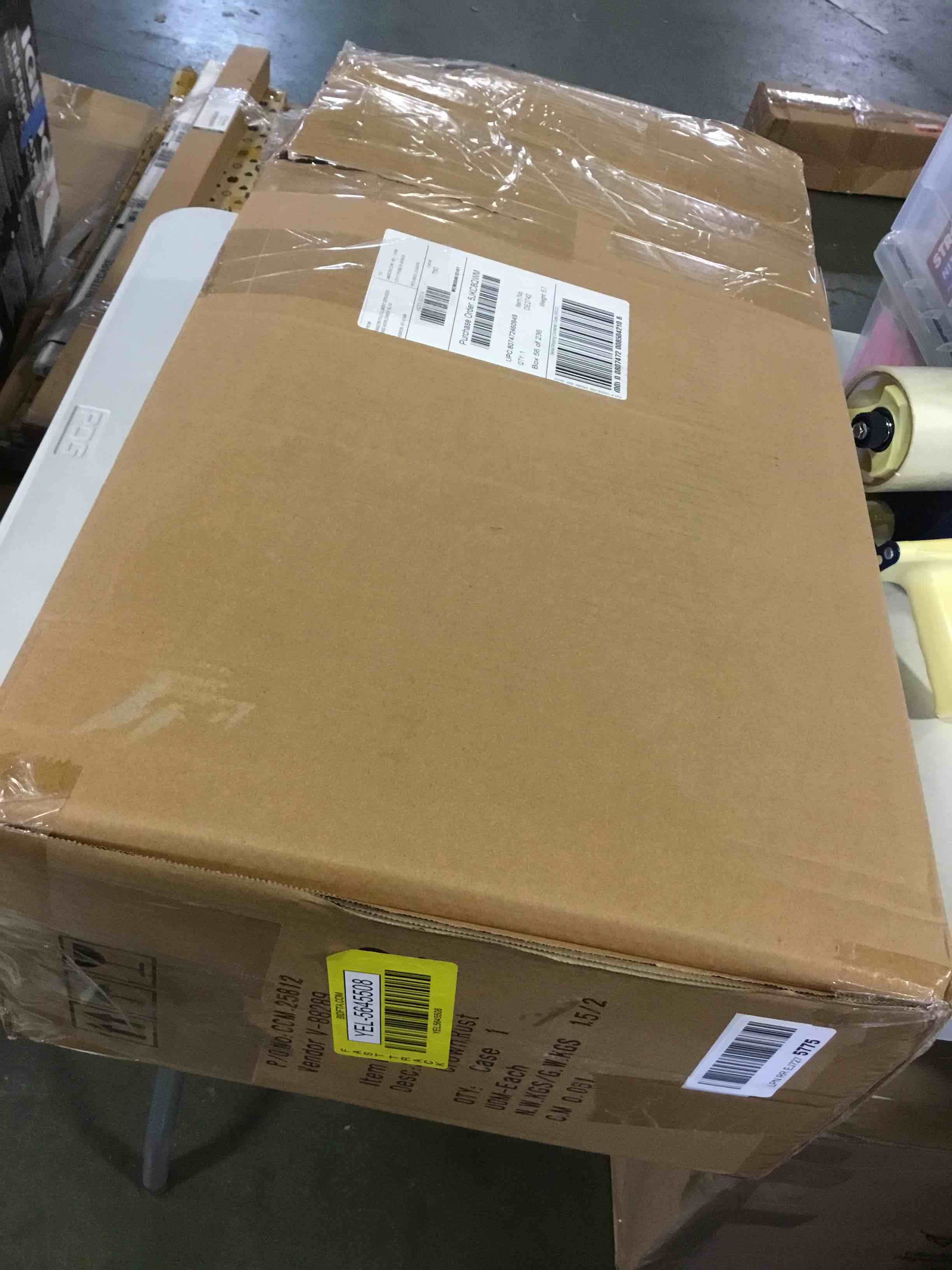 https://s3.amazonaws.com/lotting-images-prod/bidfta/YEL5645508_1699547343479.jpeg