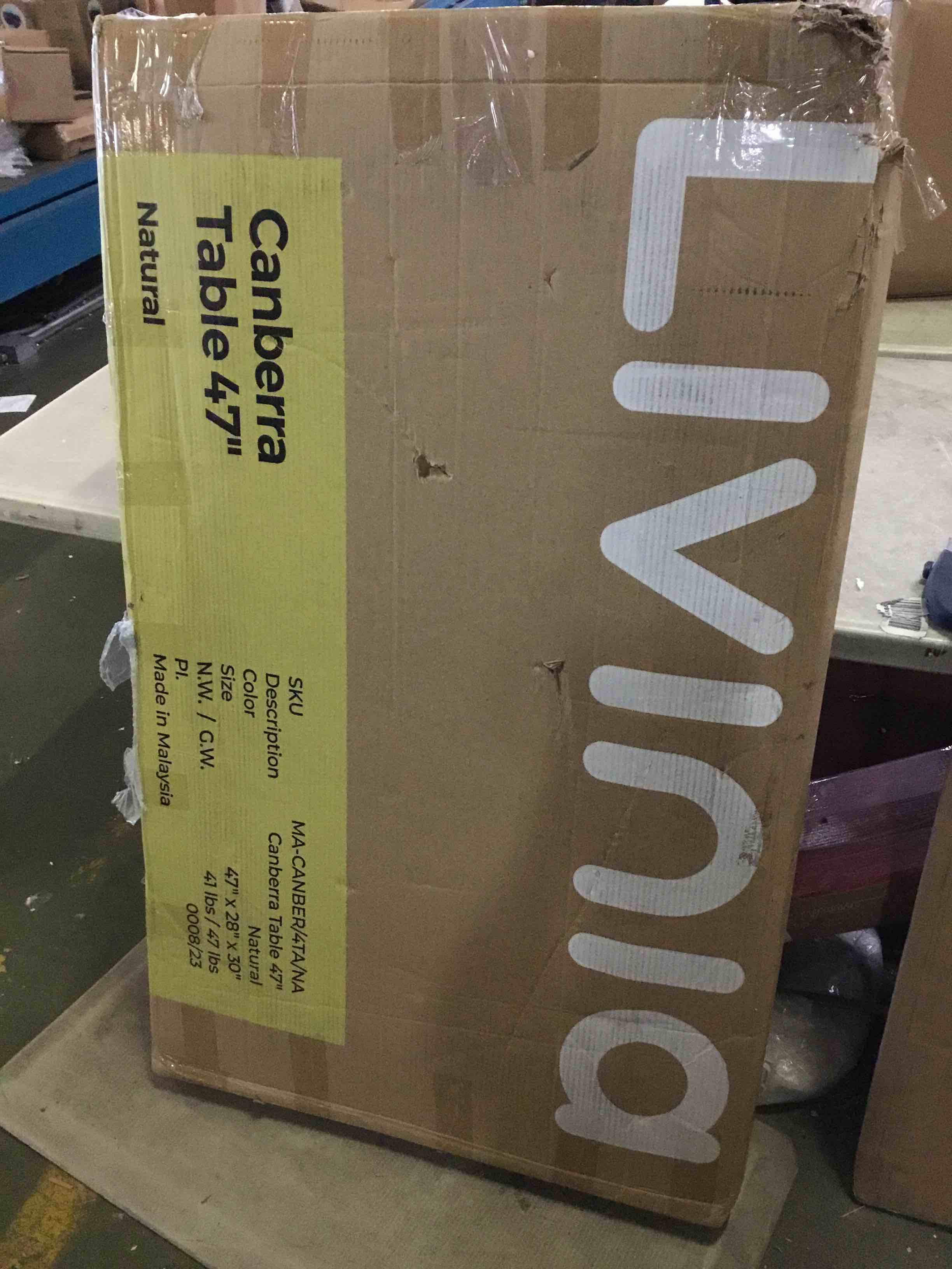 https://s3.amazonaws.com/lotting-images-prod/bidfta/YEL5645657_1699631811566.jpeg