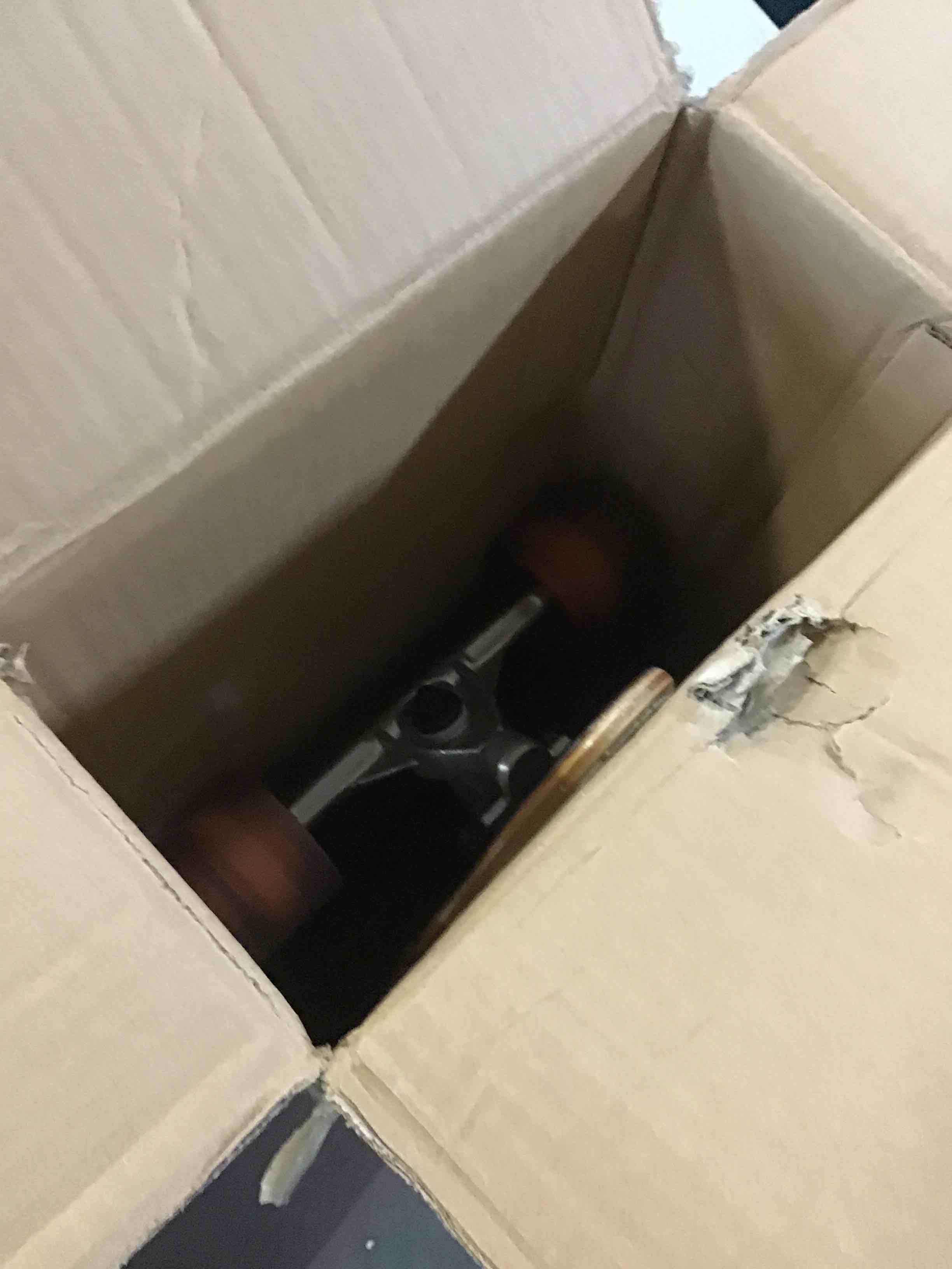 https://s3.amazonaws.com/lotting-images-prod/bidfta/YEL5646503_1699018481612.jpeg