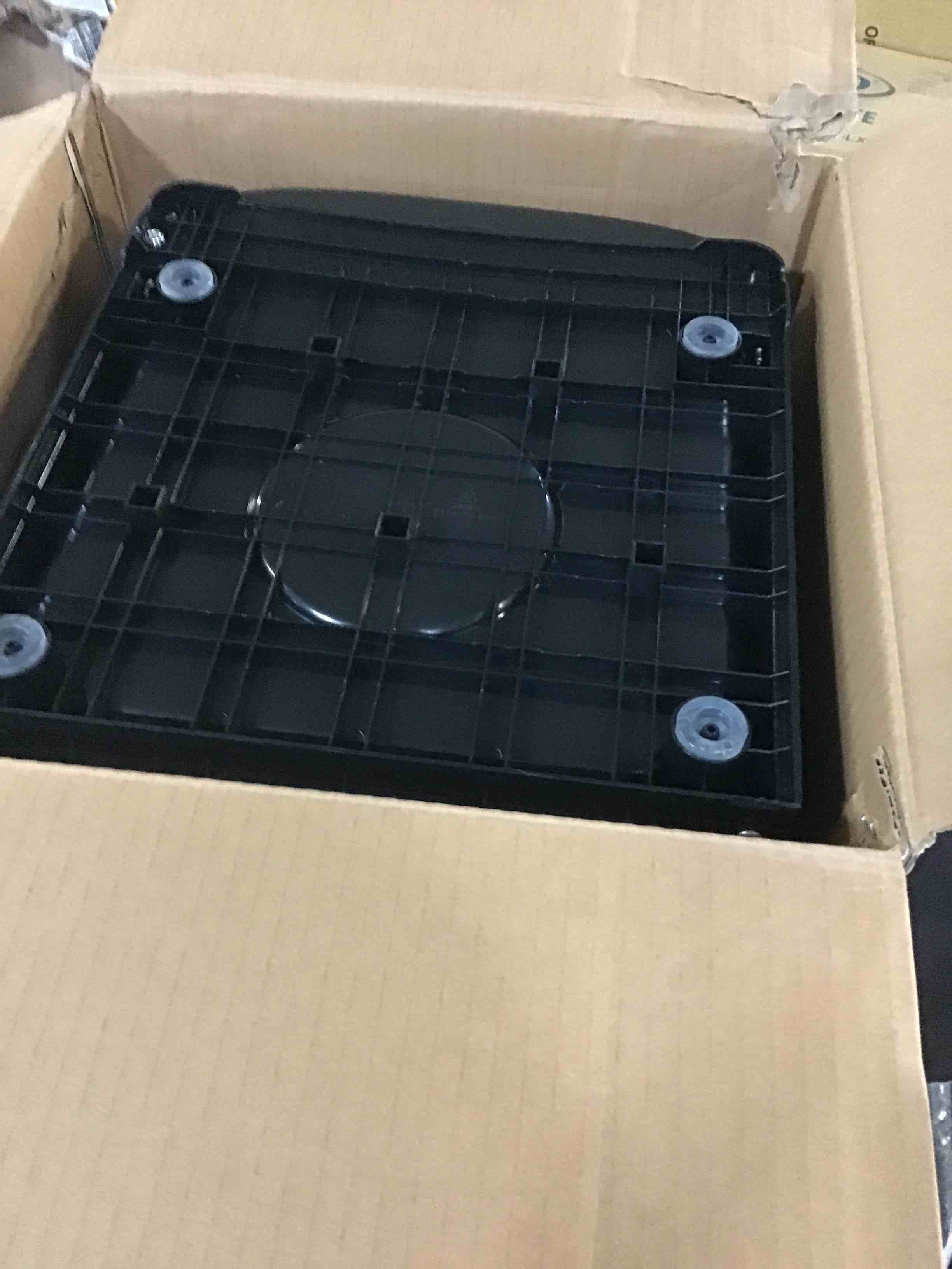 https://s3.amazonaws.com/lotting-images-prod/bidfta/YEL5646511_1699019628827.jpeg