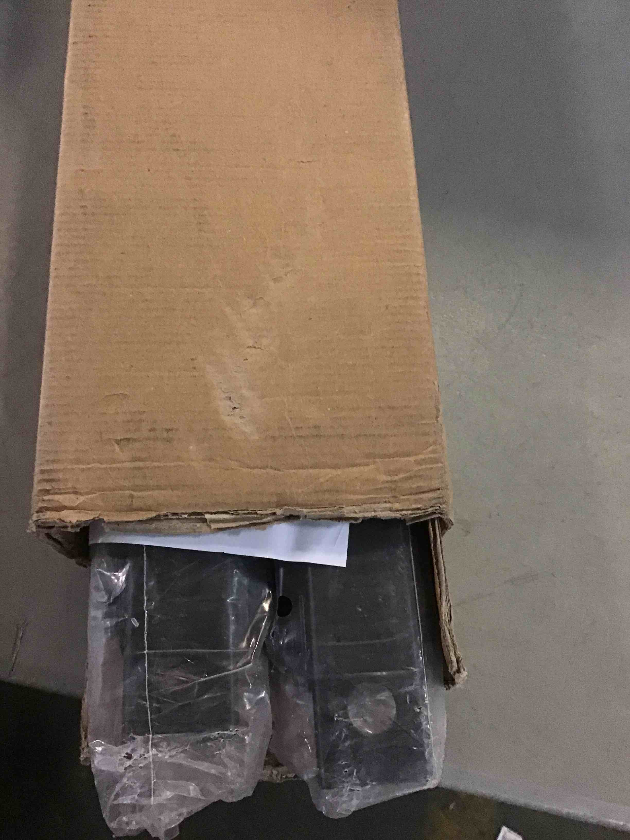 https://s3.amazonaws.com/lotting-images-prod/bidfta/YEL5646632_1699040557664.jpeg