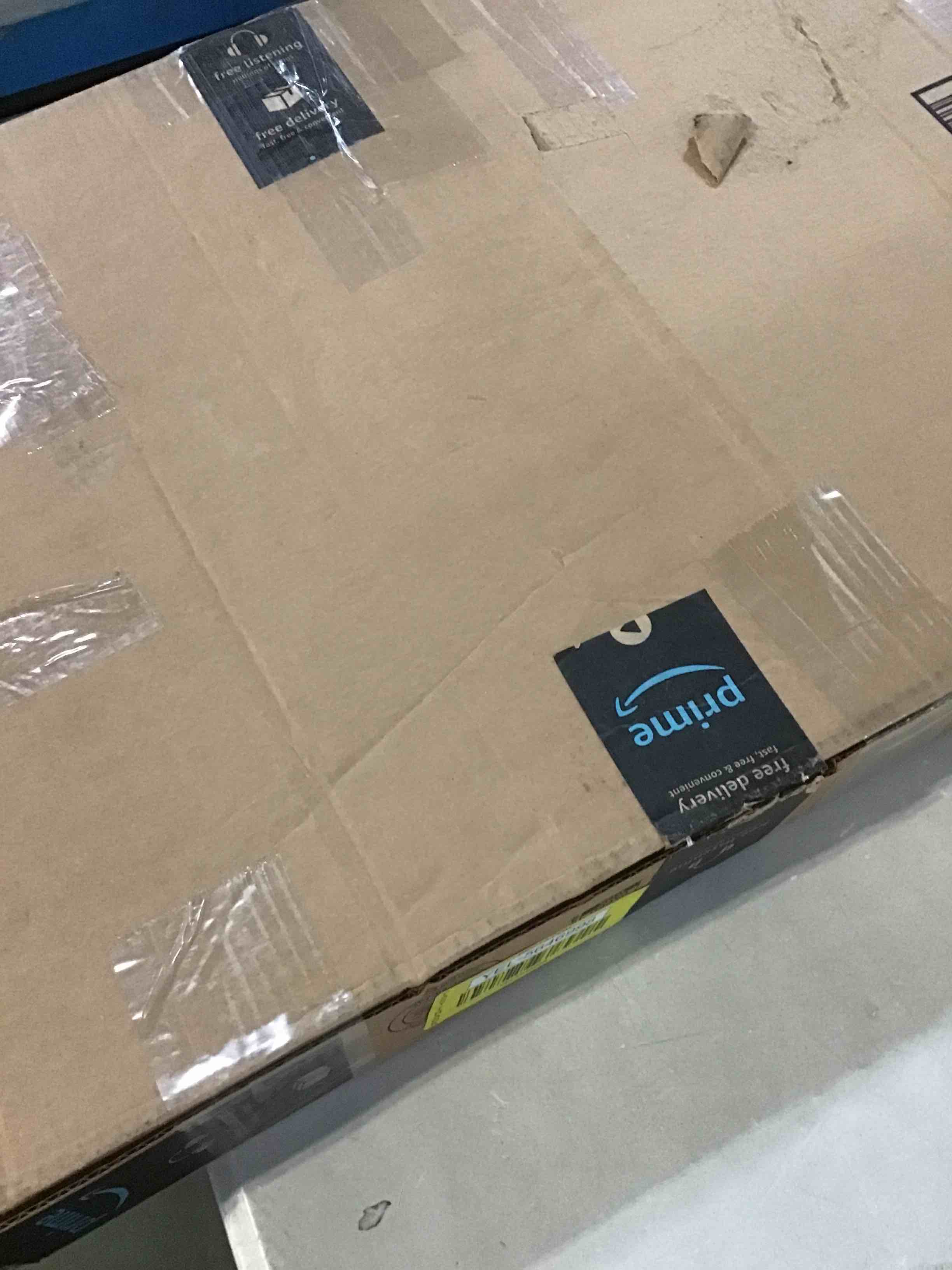 https://s3.amazonaws.com/lotting-images-prod/bidfta/YEL5646998_1699385881670.jpeg