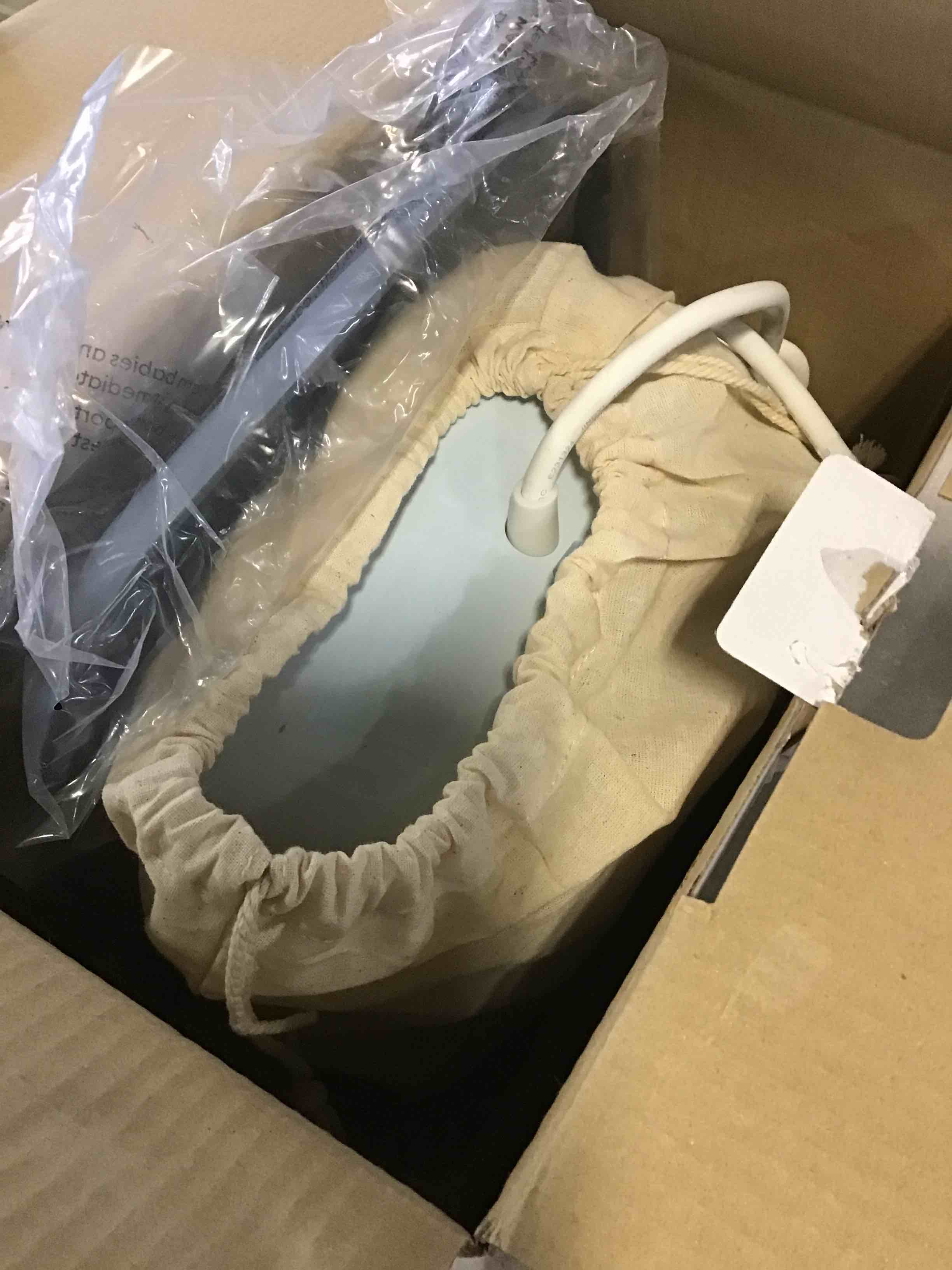 https://s3.amazonaws.com/lotting-images-prod/bidfta/YEL5647437_1699633053188.jpeg