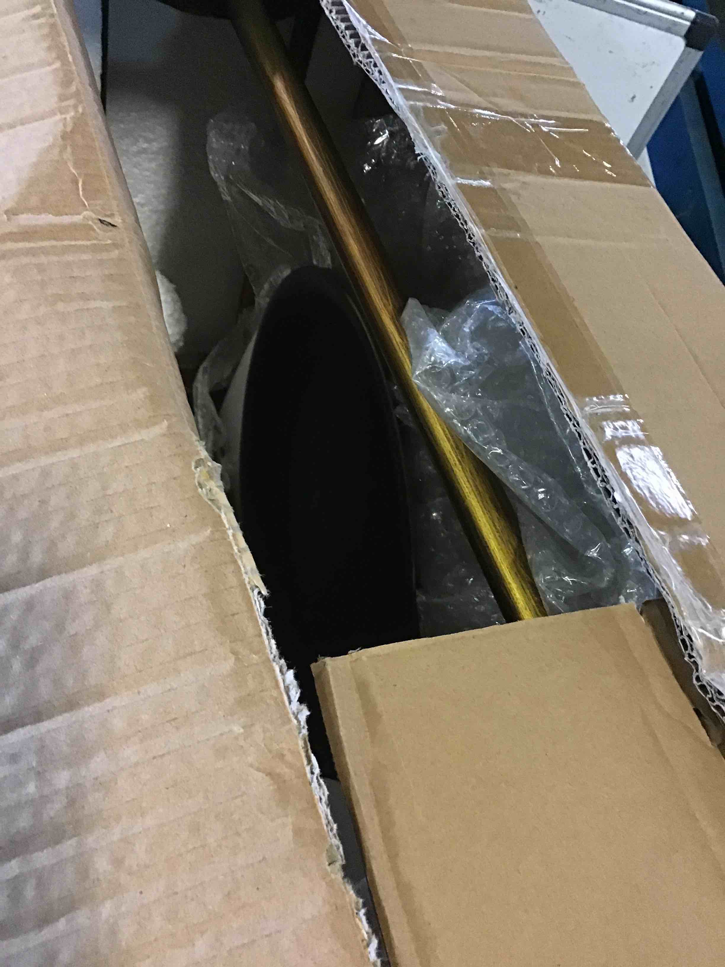 https://s3.amazonaws.com/lotting-images-prod/bidfta/YEL5647448_1699633999047.jpeg