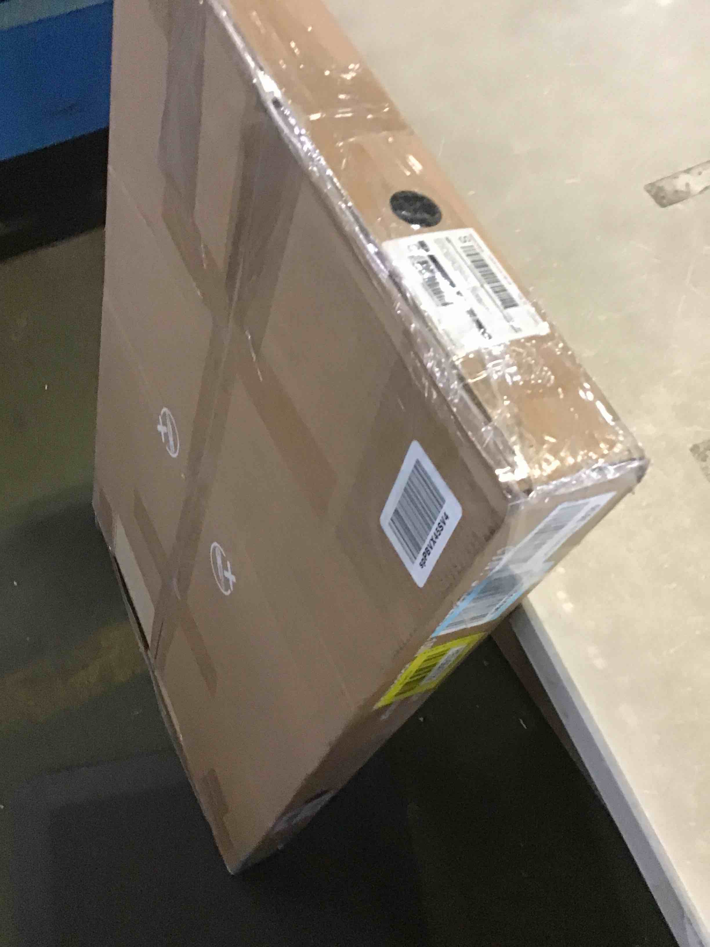 https://s3.amazonaws.com/lotting-images-prod/bidfta/YEL5647729_1699903668467.jpeg