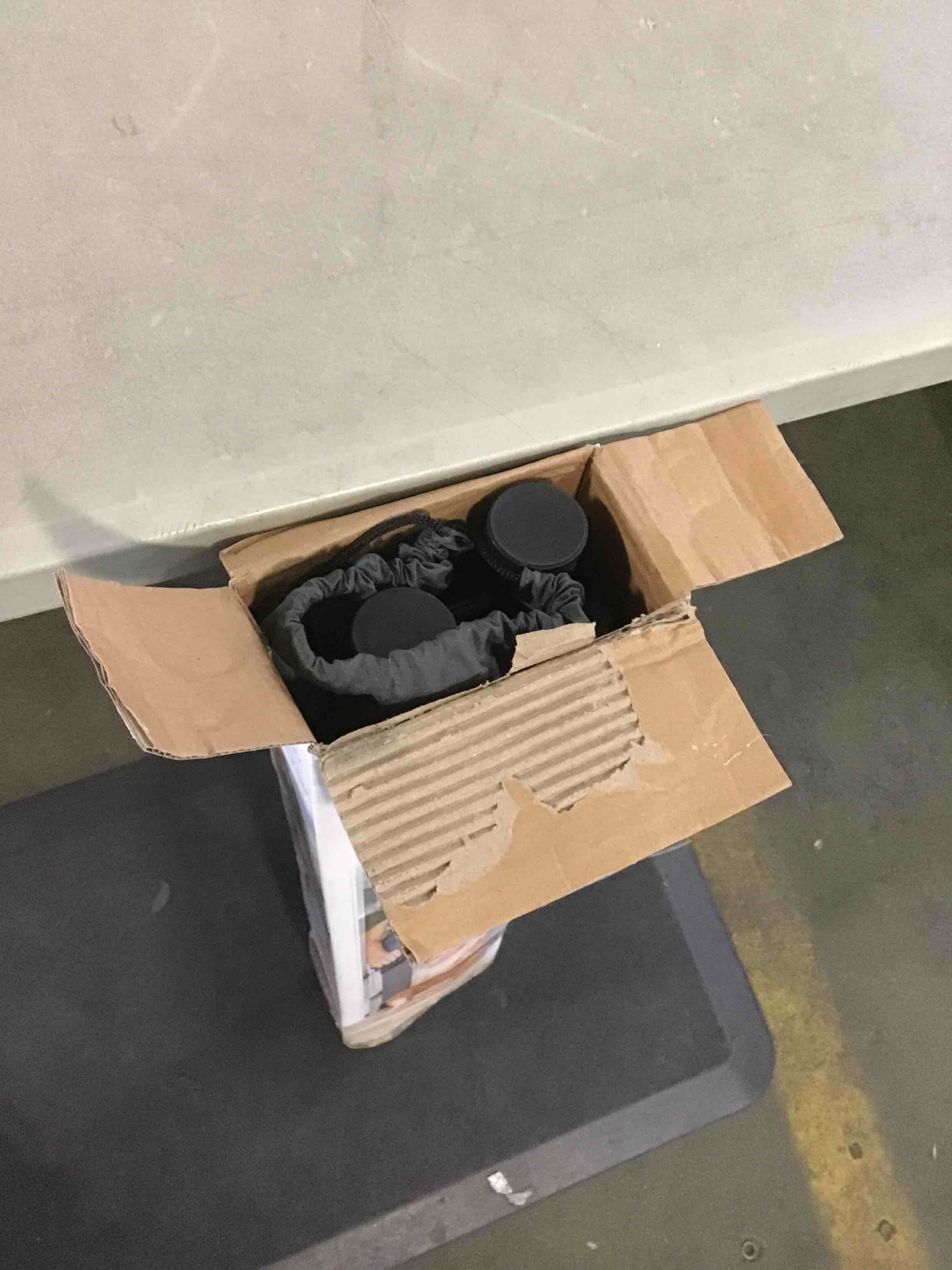 https://s3.amazonaws.com/lotting-images-prod/bidfta/YEL5647799_1699969089717.jpeg