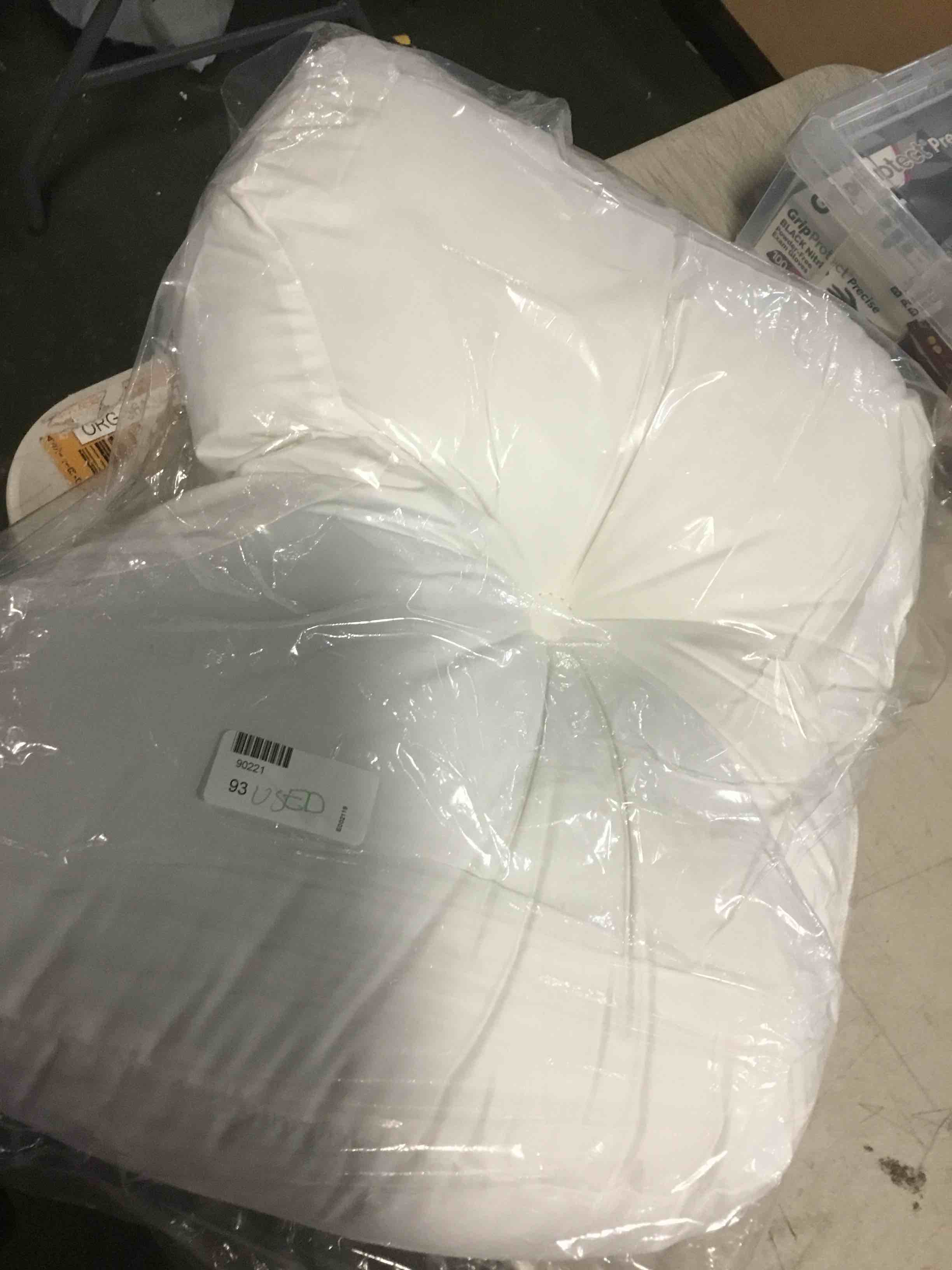 https://s3.amazonaws.com/lotting-images-prod/bidfta/YEL5650015_1700253573634.jpeg