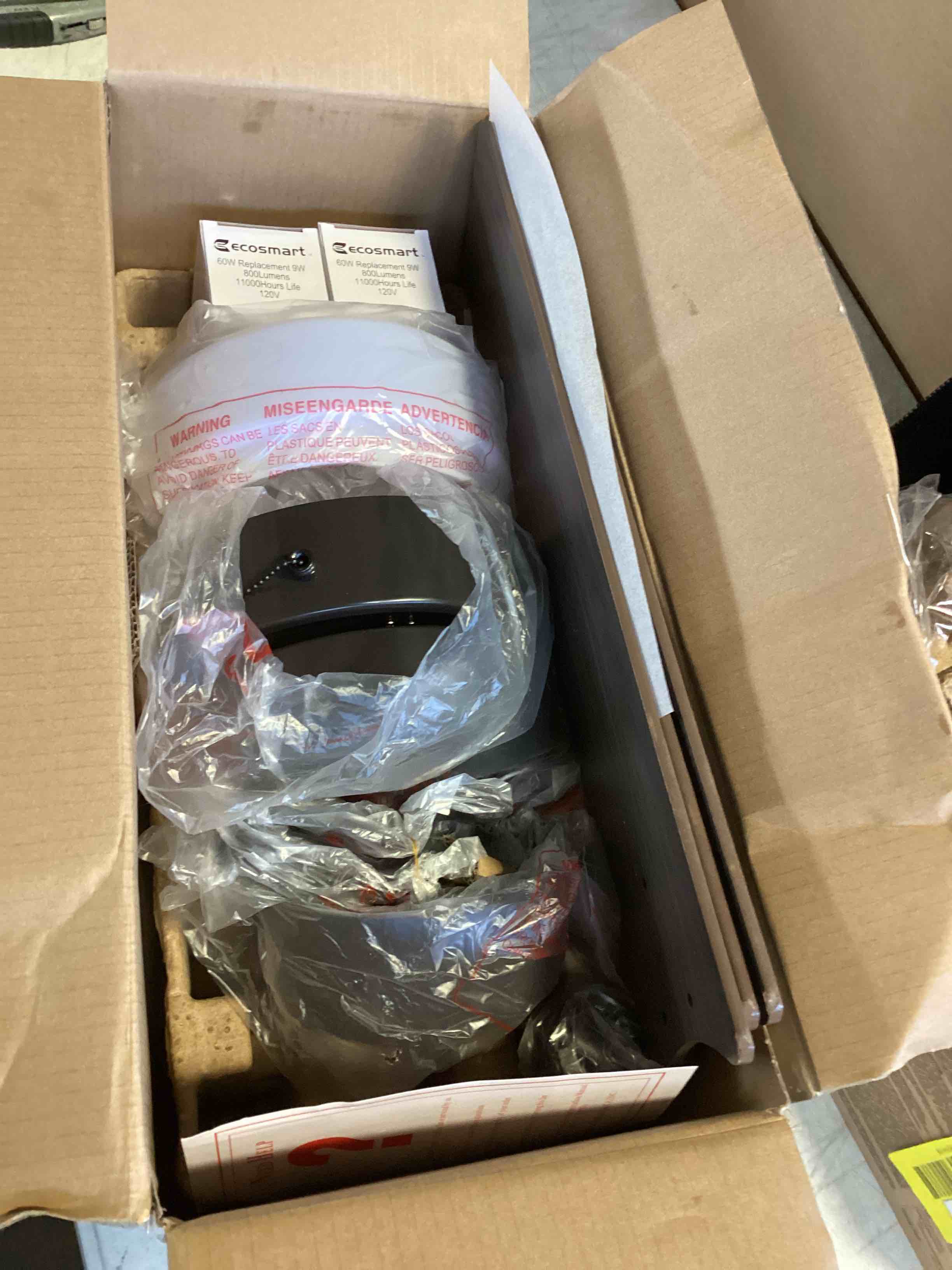 https://s3.amazonaws.com/lotting-images-prod/bidfta/YEL5651419_1699970027359.jpeg