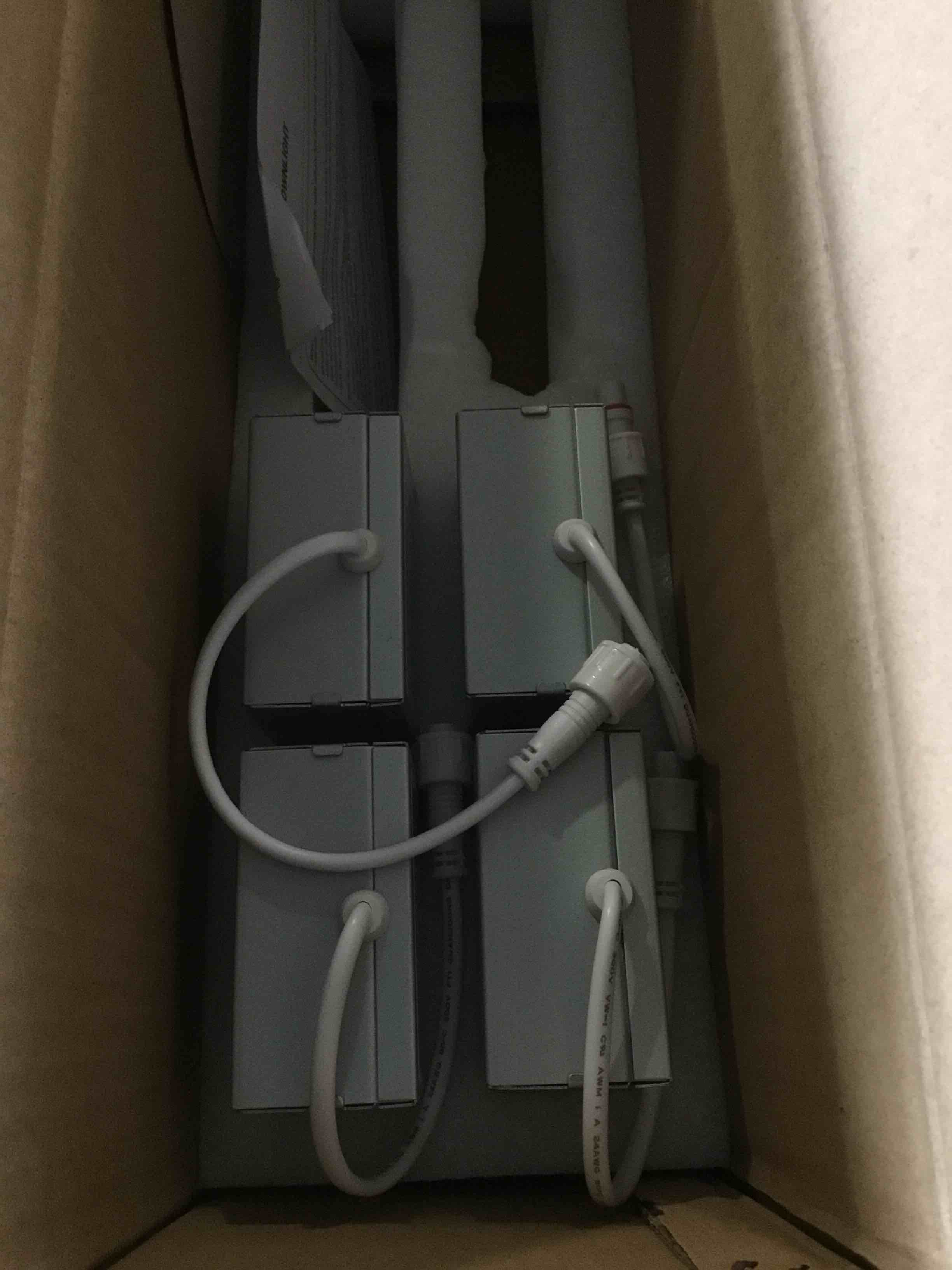 https://s3.amazonaws.com/lotting-images-prod/bidfta/YEL5652320_1701110995235.jpeg