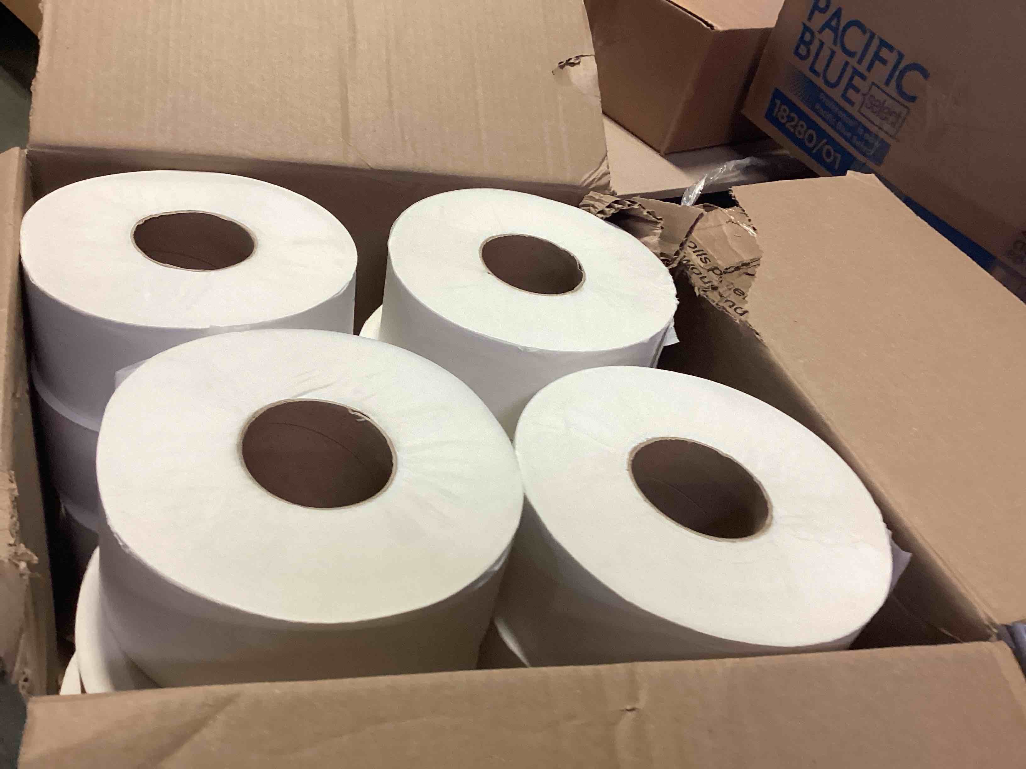 https://s3.amazonaws.com/lotting-images-prod/bidfta/YEL5652774_1699973282693.jpeg