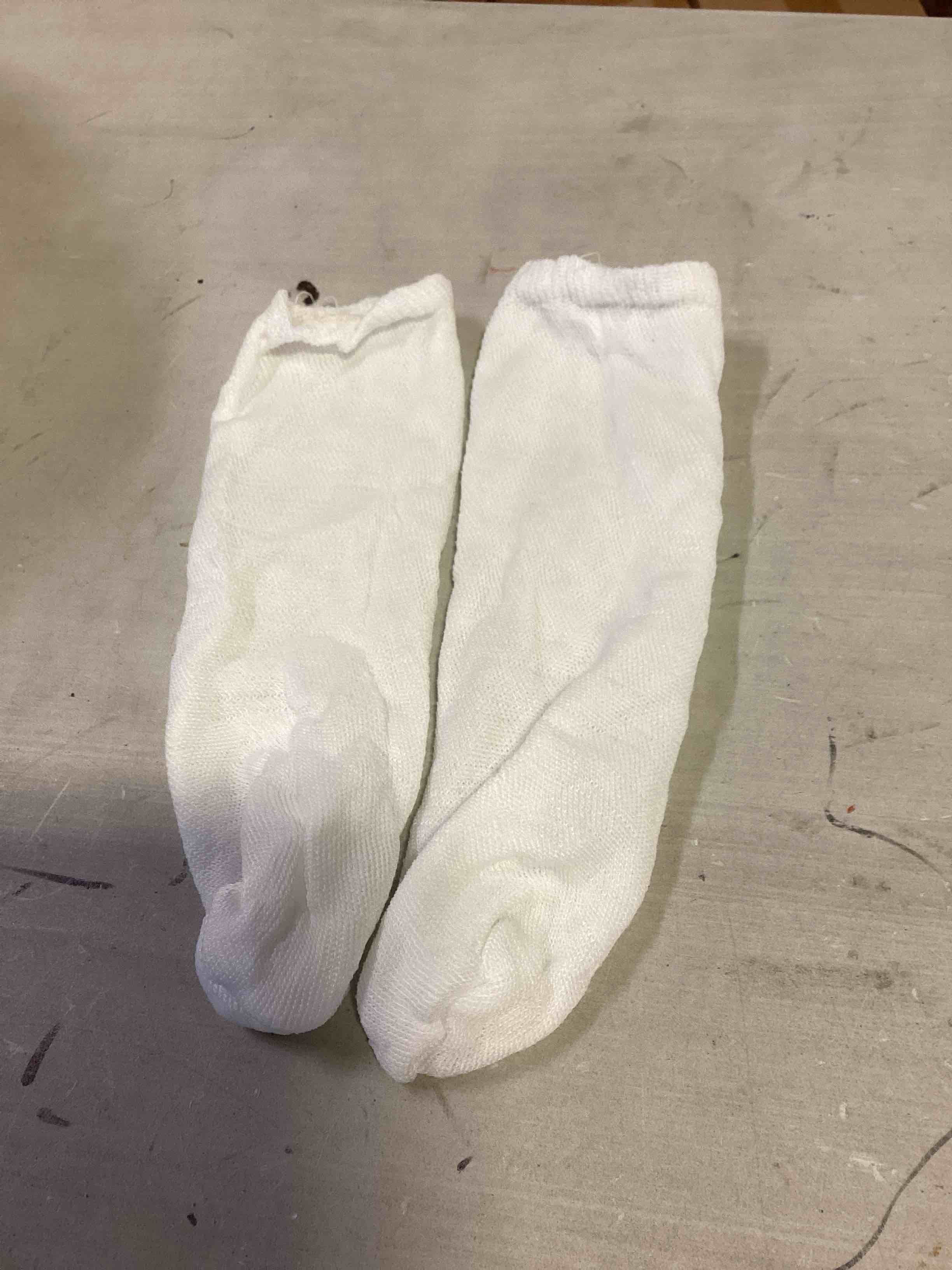 Disposable White Socks - 100 Pieces