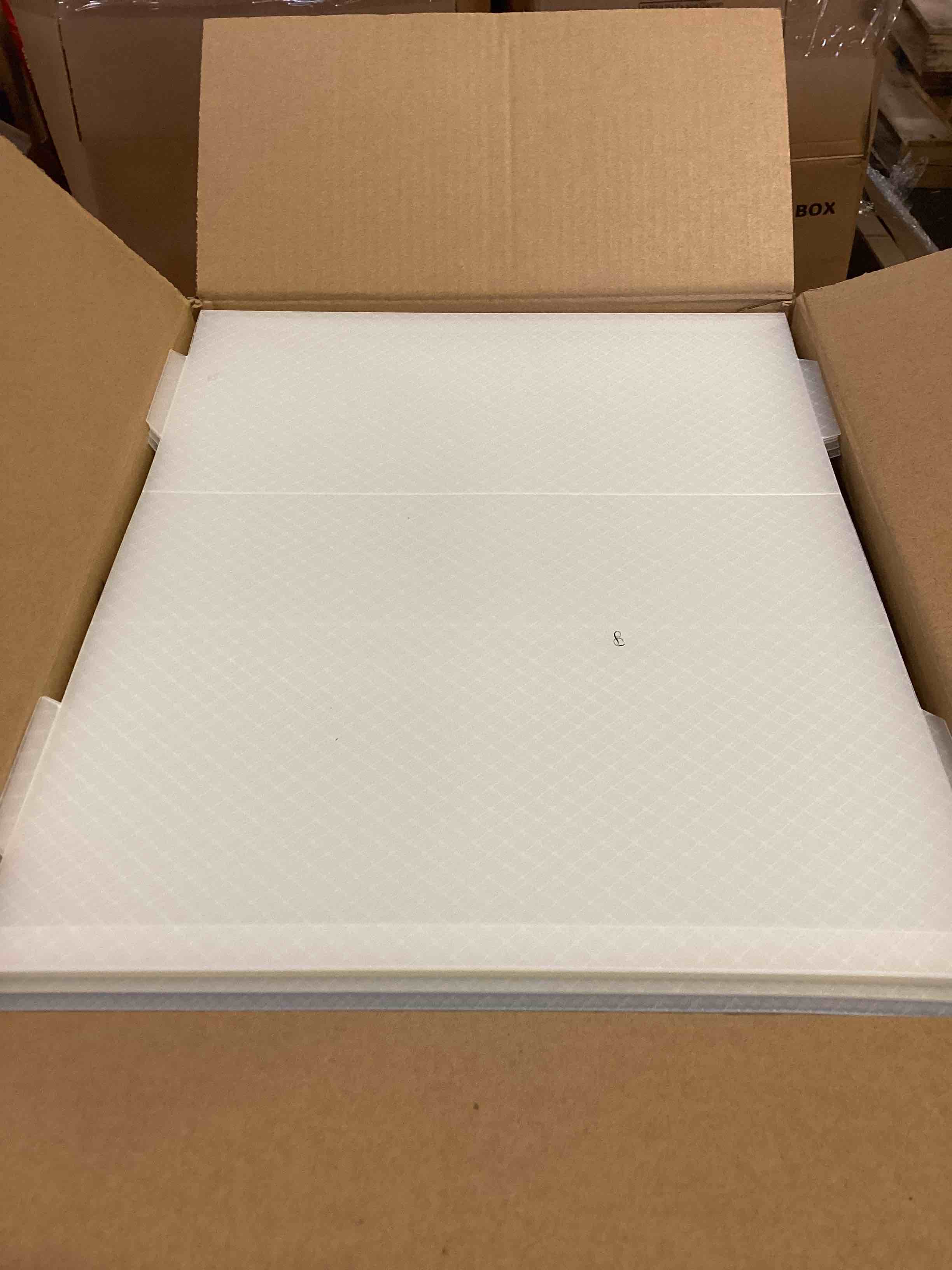 https://s3.amazonaws.com/lotting-images-prod/bidfta/YEL5652996_1700080793469.jpeg