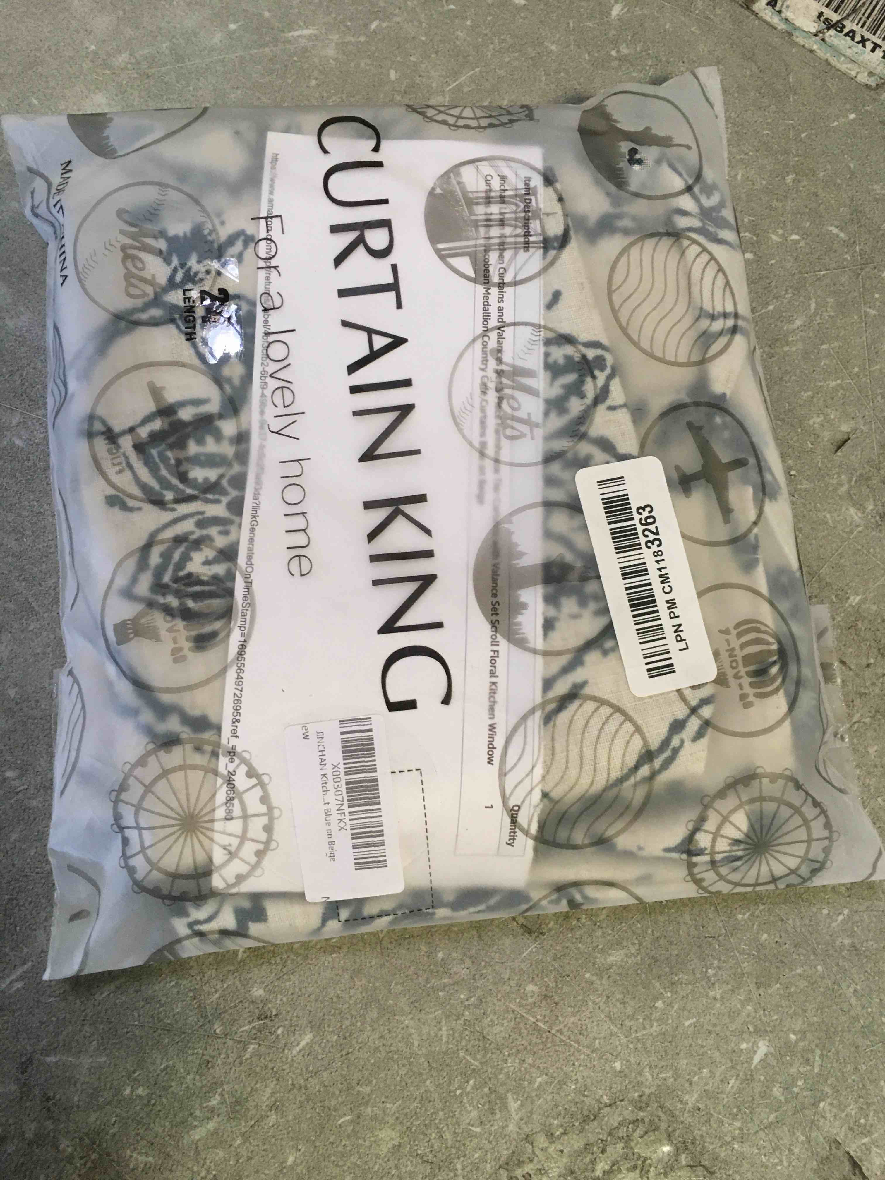 https://s3.amazonaws.com/lotting-images-prod/bidfta/YEL5653001_1700080938068.jpeg